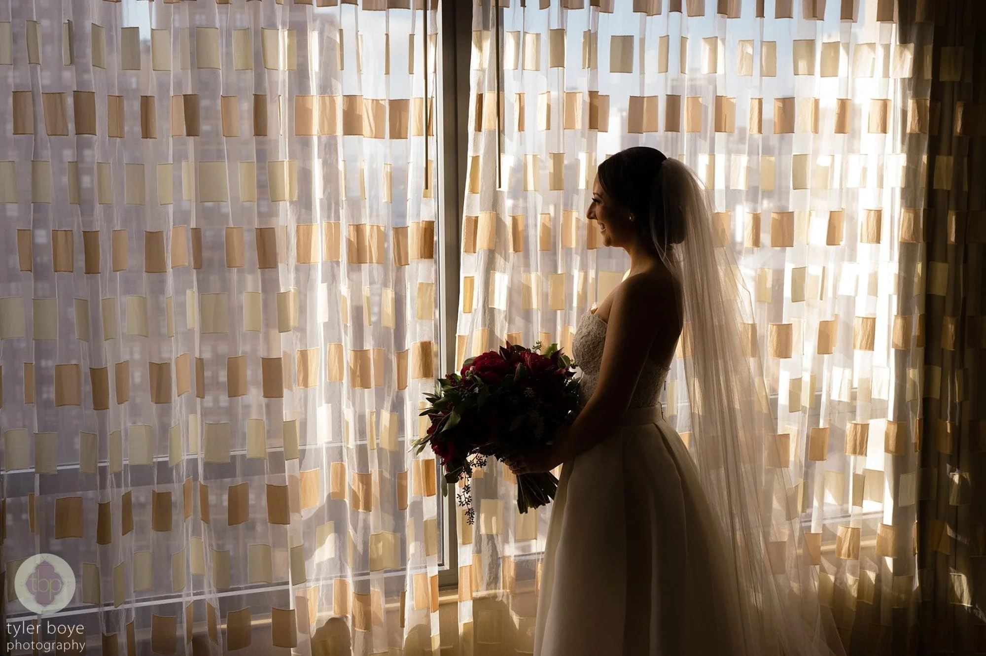 26BridgeBrooklyn.LaurenJosh.Wedding.tylerboye-11.jpg