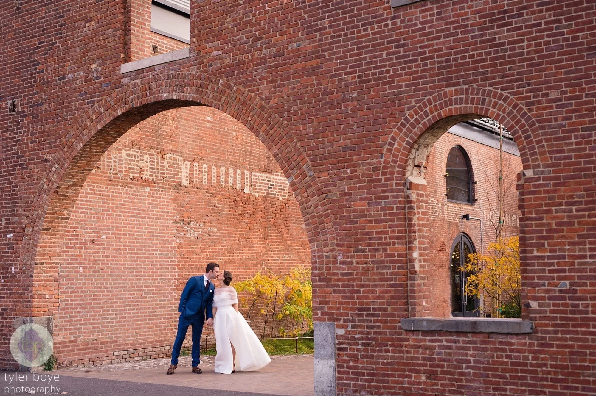 26BridgeBrooklyn.LaurenJosh.Wedding.tylerboye-18.jpg