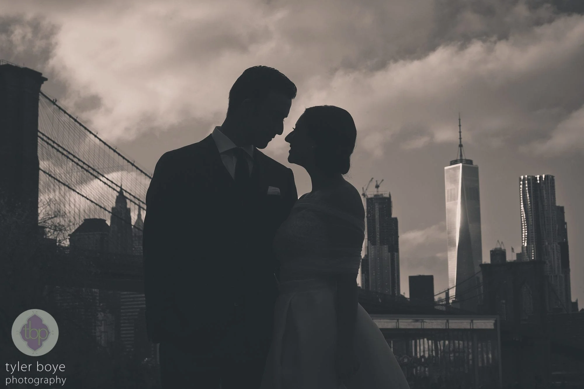 26BridgeBrooklyn.LaurenJosh.Wedding.tylerboye-26.jpg