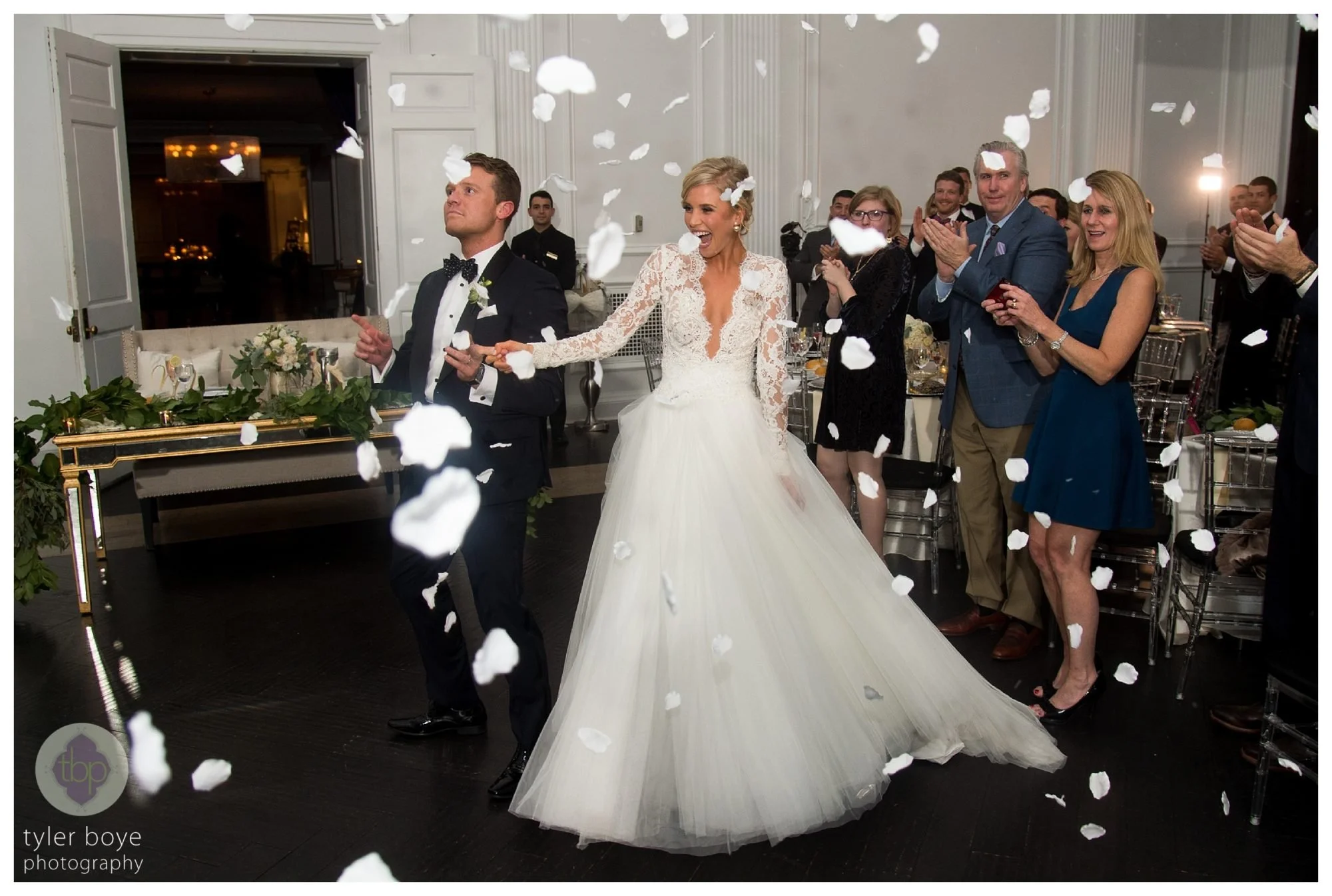 TheDownTownClub.MaryDan.Wedding.tylerboye-54.jpg