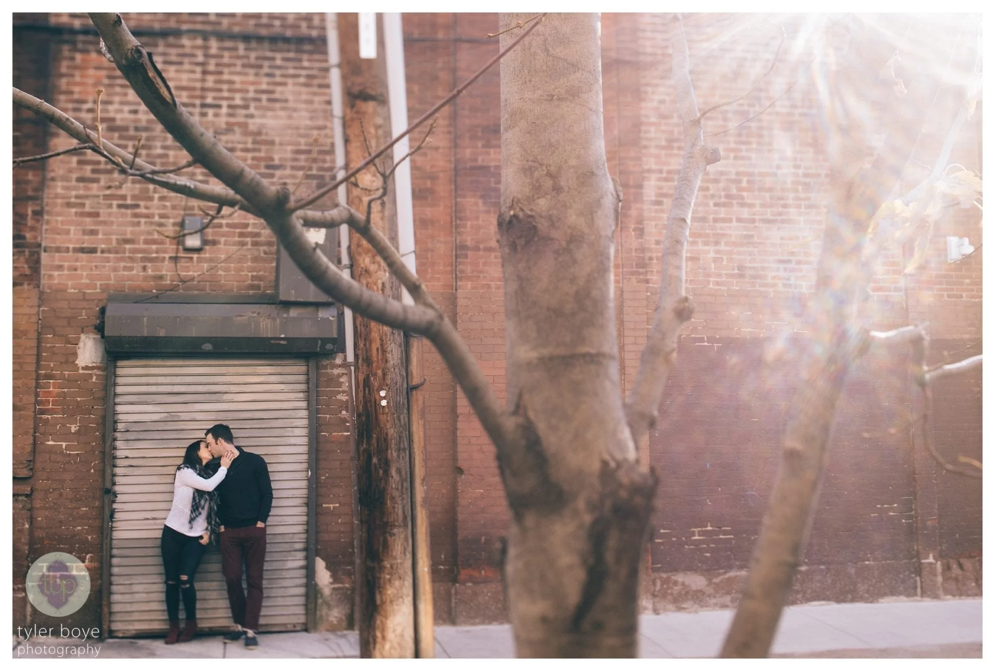 Philadelphia.LaurenJosh.Engagement.tylerboye-11.jpg