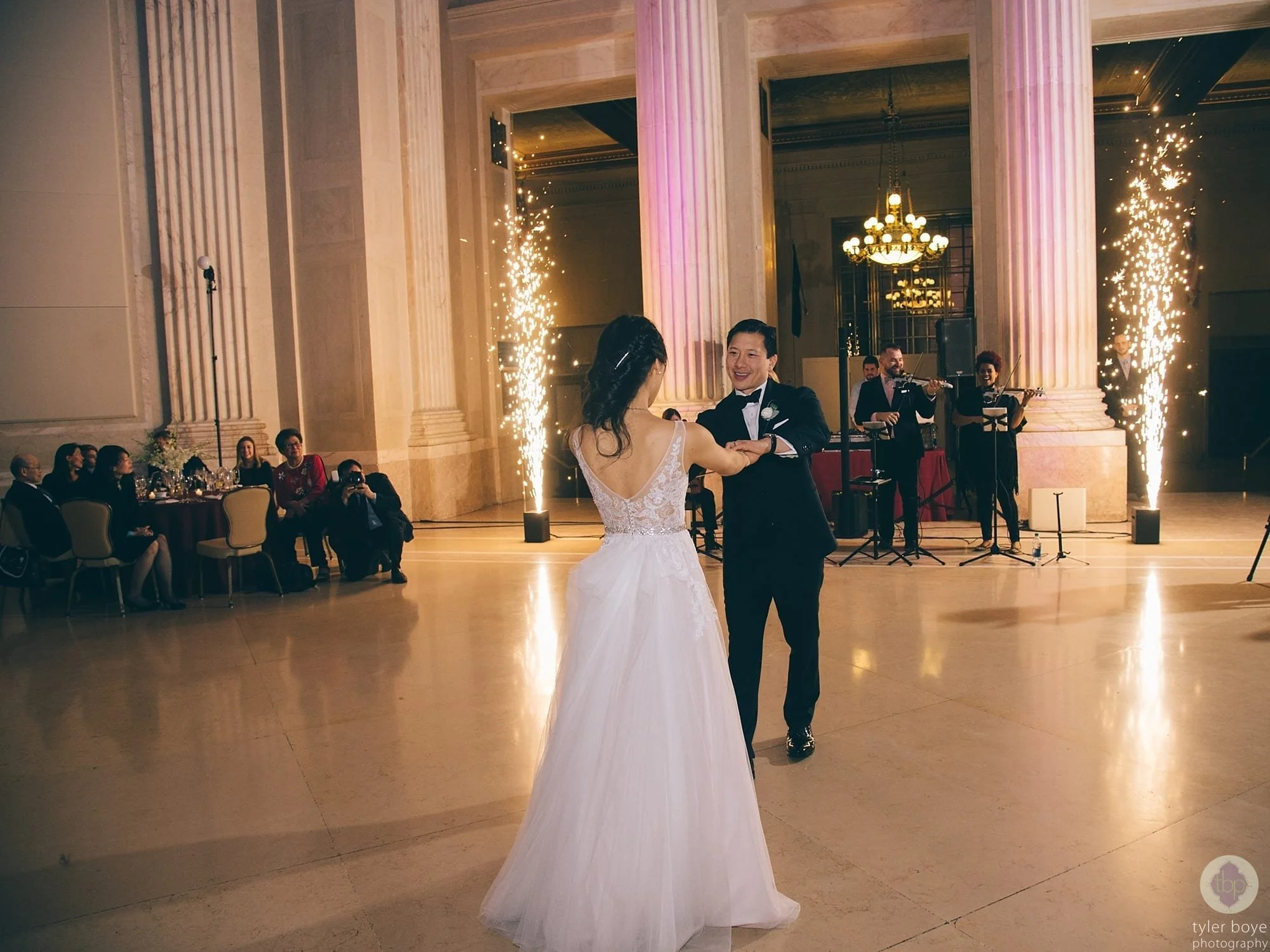FranklinInstitute.BoraFelix.Wedding.tylerboye43-1.jpg