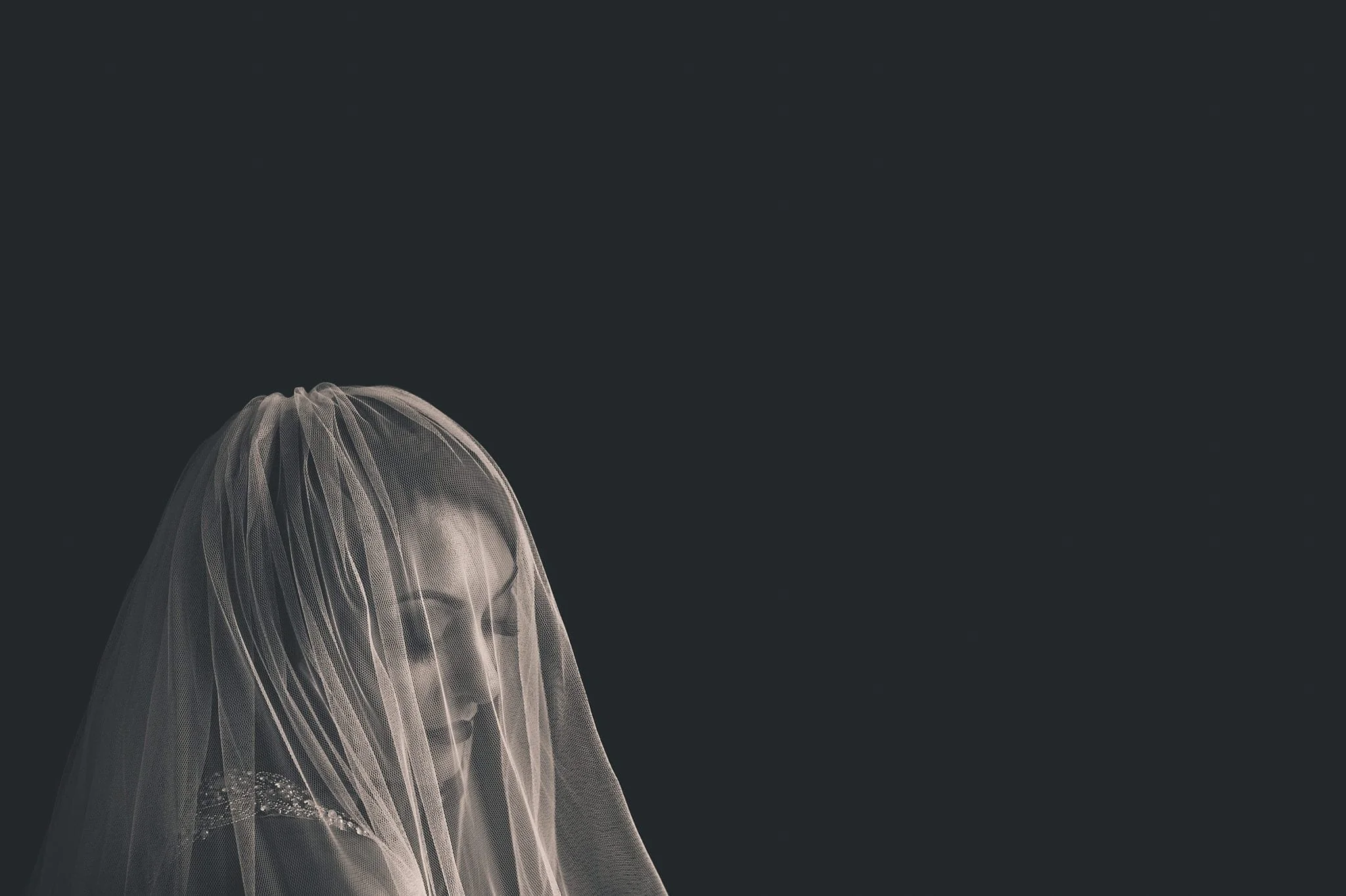 LakeHouseInn.CatherineCarlos.Wedding.tylerboye-02.jpg
