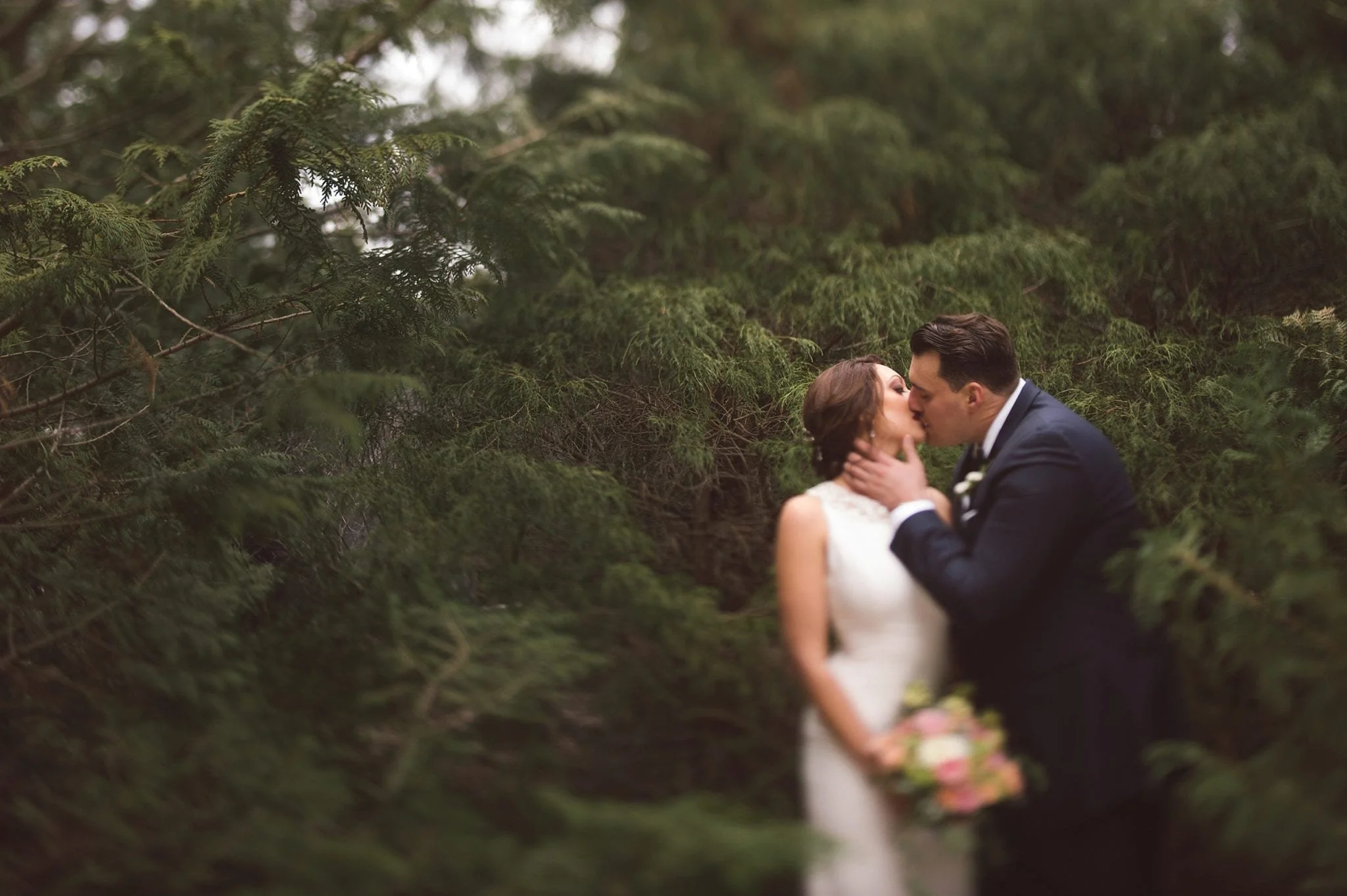 LakeHouseInn.CatherineCarlos.Wedding.tylerboye-32.jpg