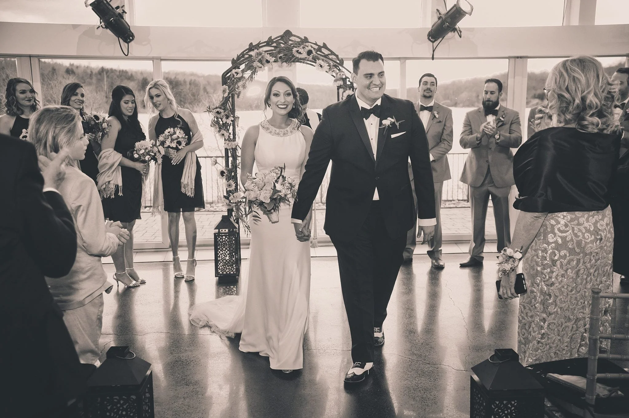 LakeHouseInn.CatherineCarlos.Wedding.tylerboye-41.jpg