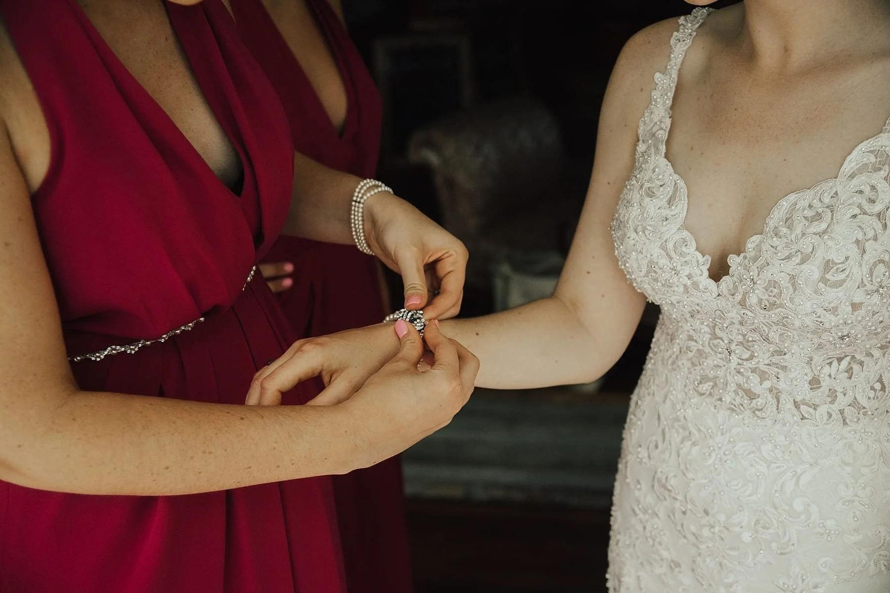 TheBarnatSilverstone.SamThom.Wedding.tylerboye-016.jpg