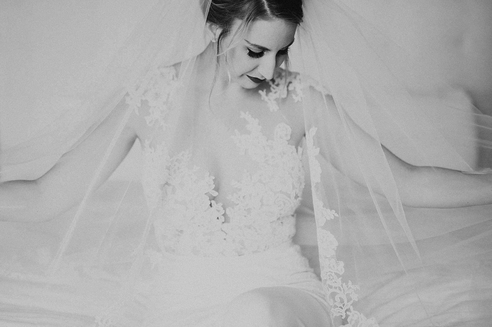 LakeHouseInn.AnnaJohn.Wedding.tylerboye-12.jpg