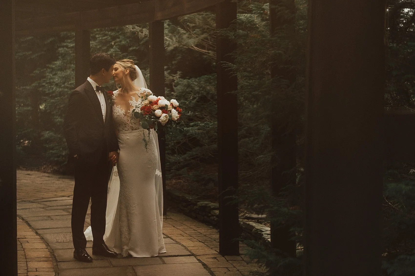 LakeHouseInn.AnnaJohn.Wedding.tylerboye-41.jpg
