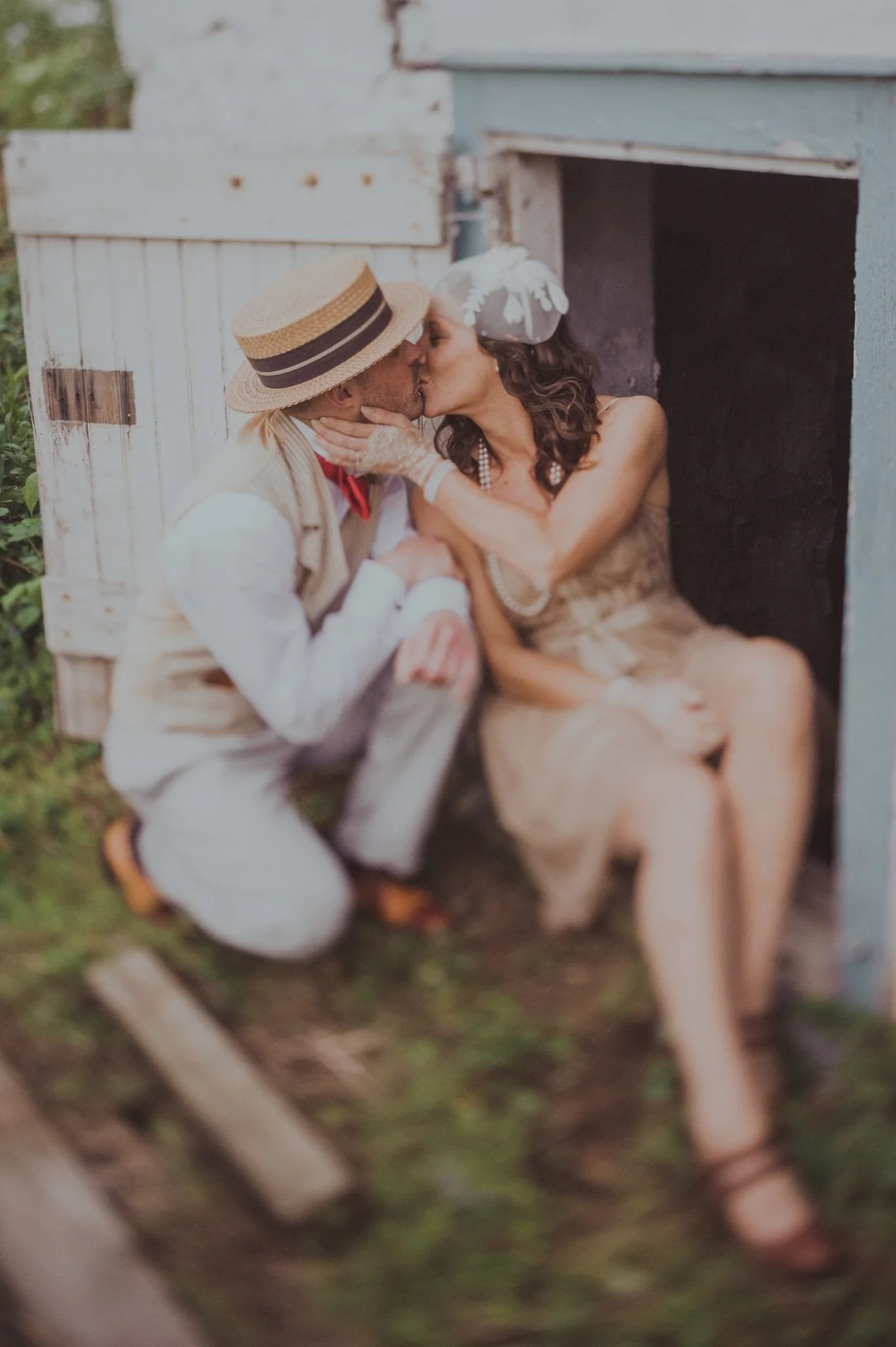 VintageEngagementShoot-StyledShoot-013.jpg