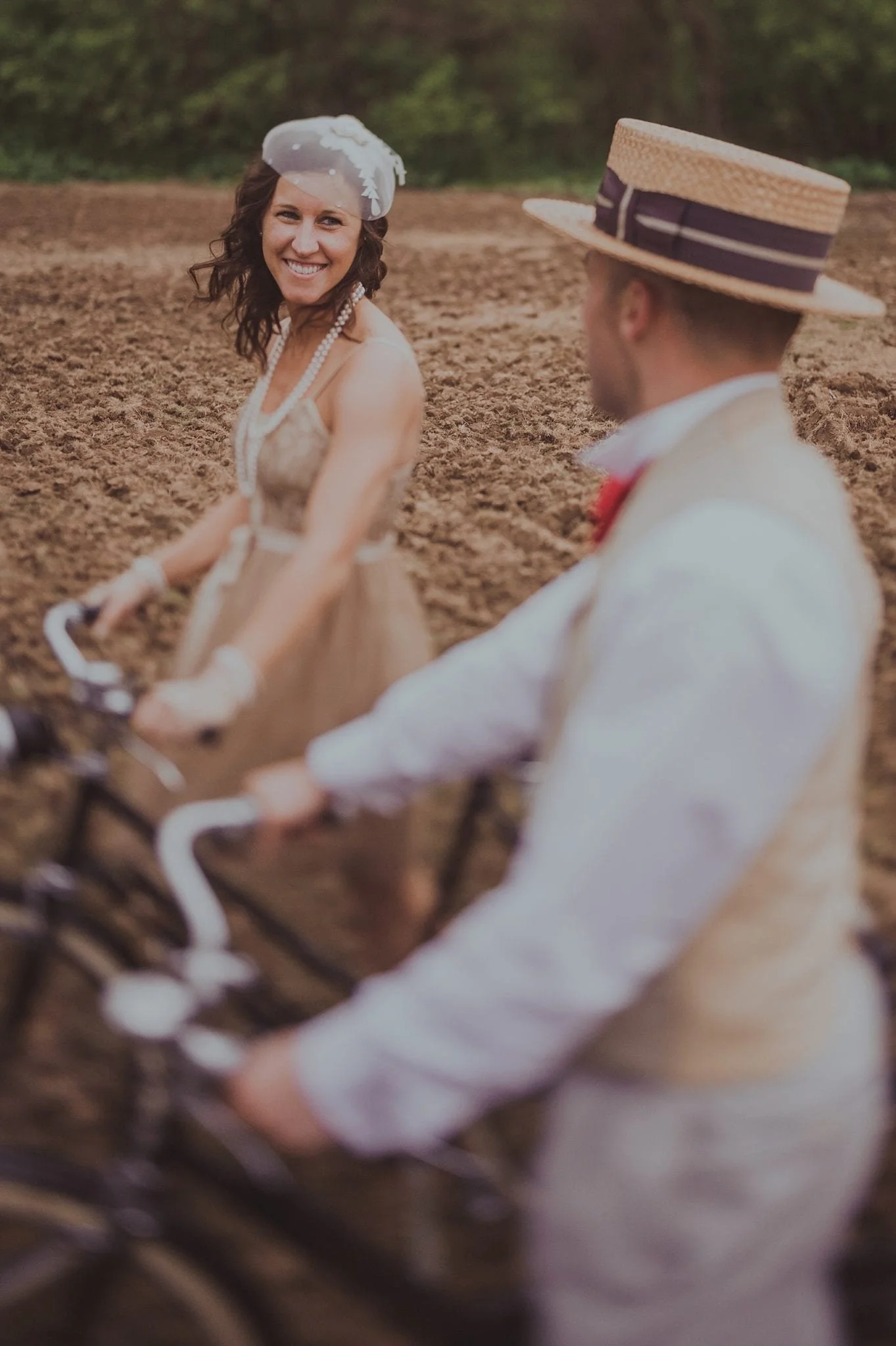 VintageEngagementShoot-StyledShoot-027.jpg