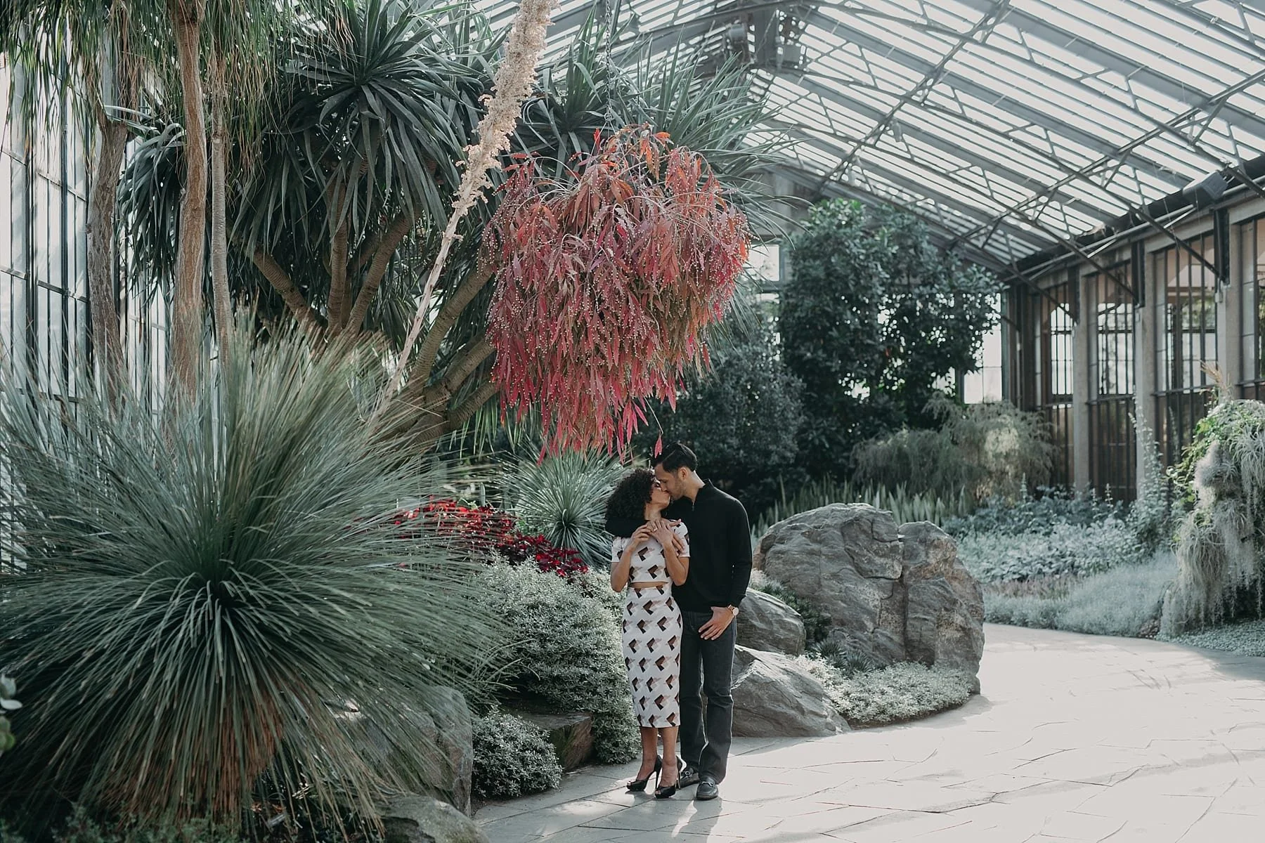 JessicaJared.engagement.Longwoodgardens.terrain.tylerboye.0031-1.jpg