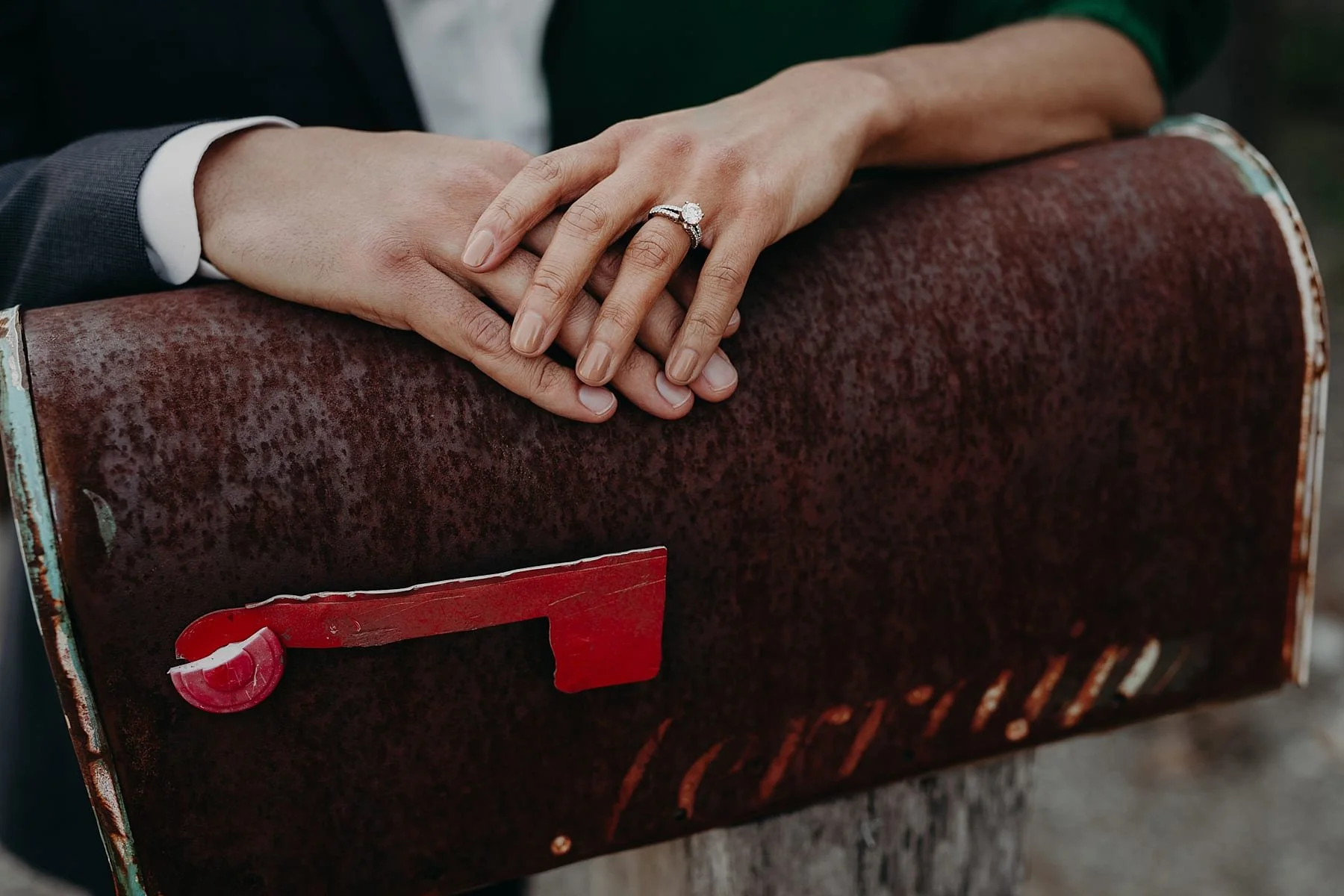 JessicaJared.engagement.Longwoodgardens.terrain.tylerboye.0054.jpg