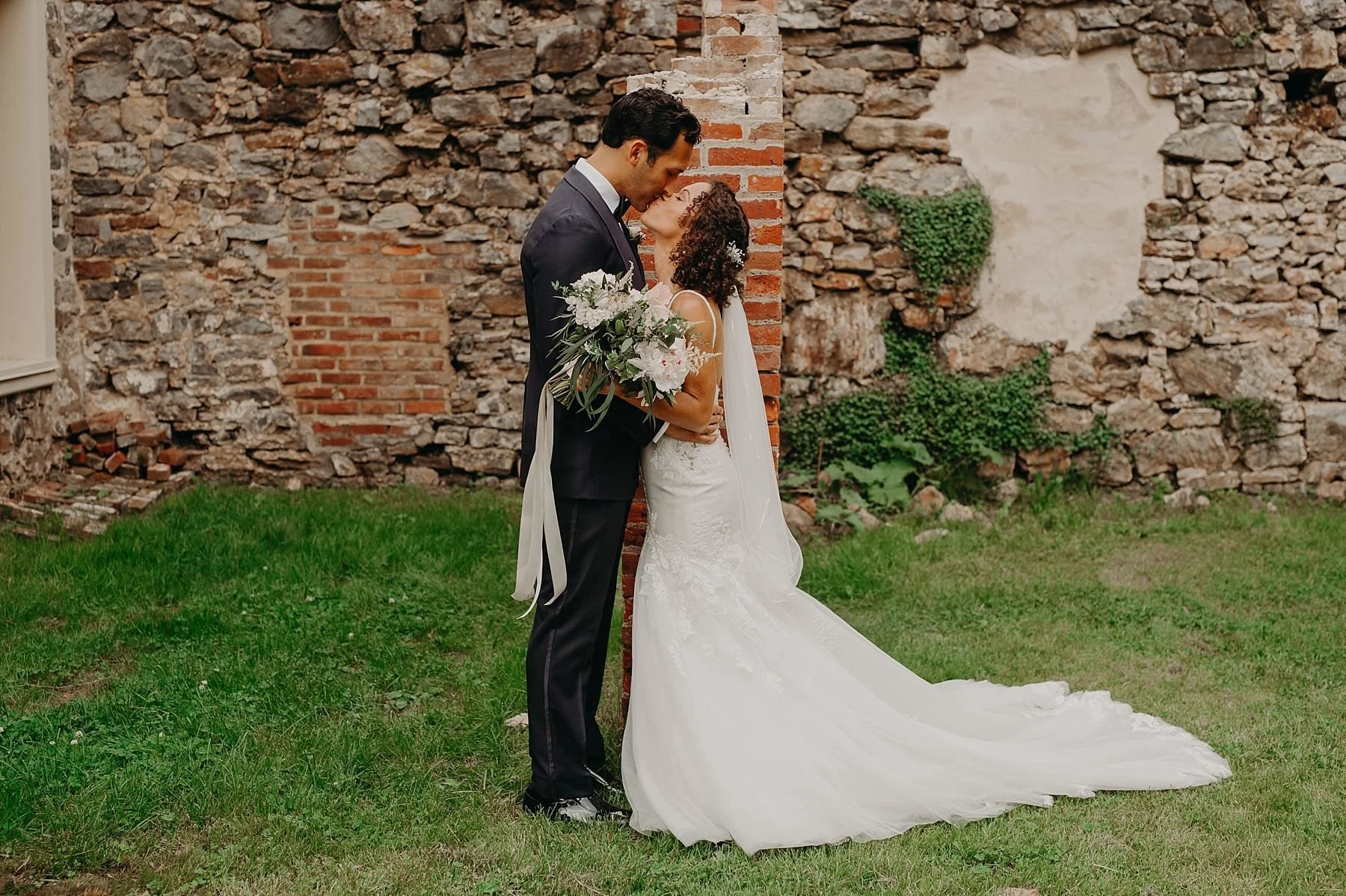JessicaJared.wedding.HotelBethlehem.tylerboye.0028.jpg