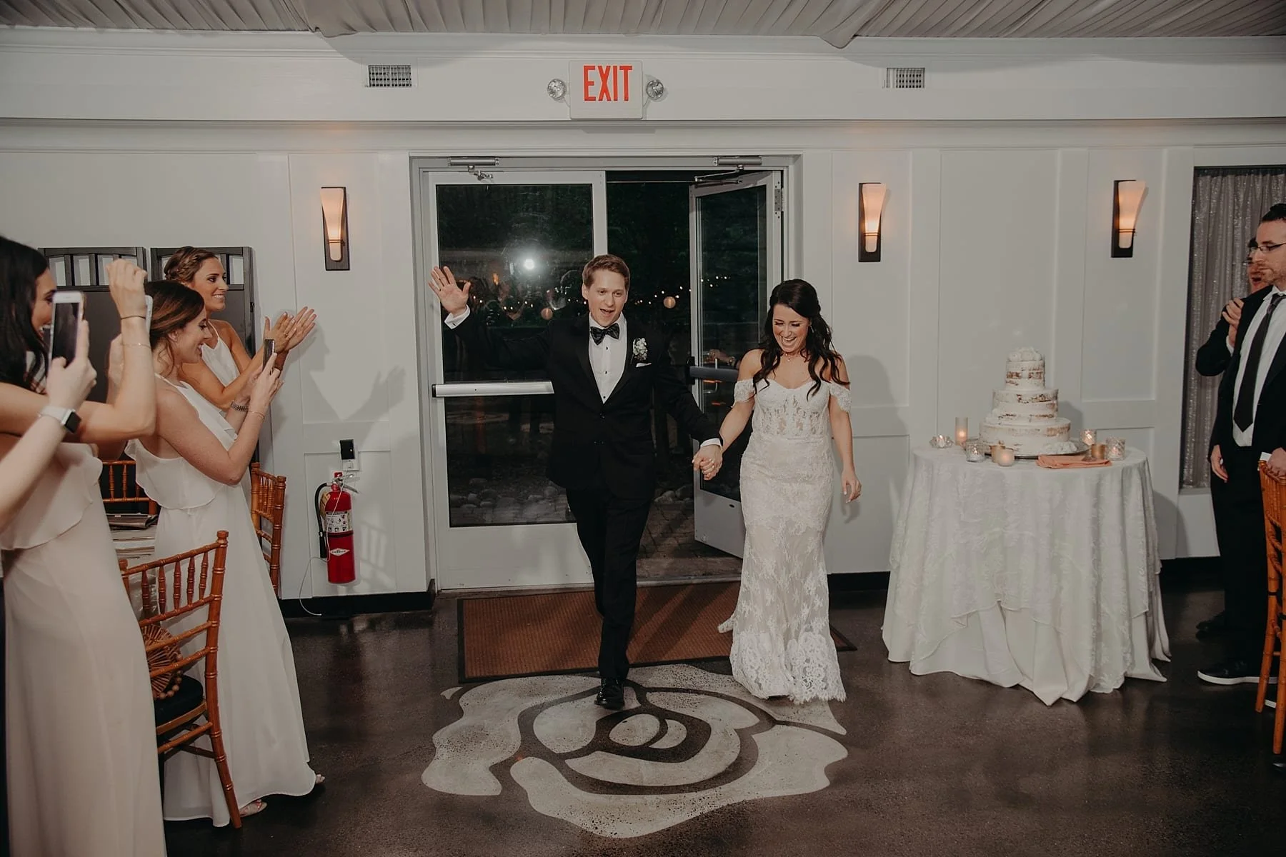 LakeHouseInn.wedding.photographer.068.jpg