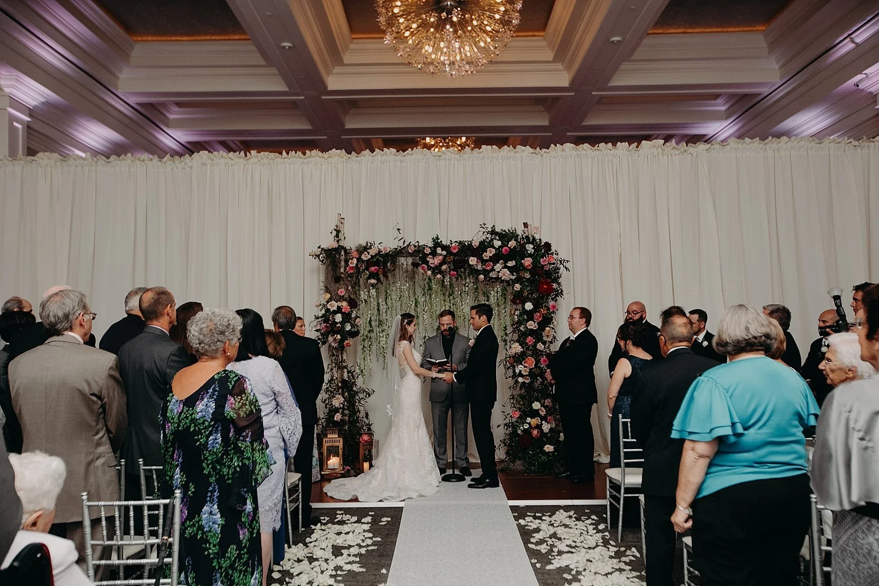 Wedding.EllisPreserve.FinleyCatering.TylerBoye.054.jpg