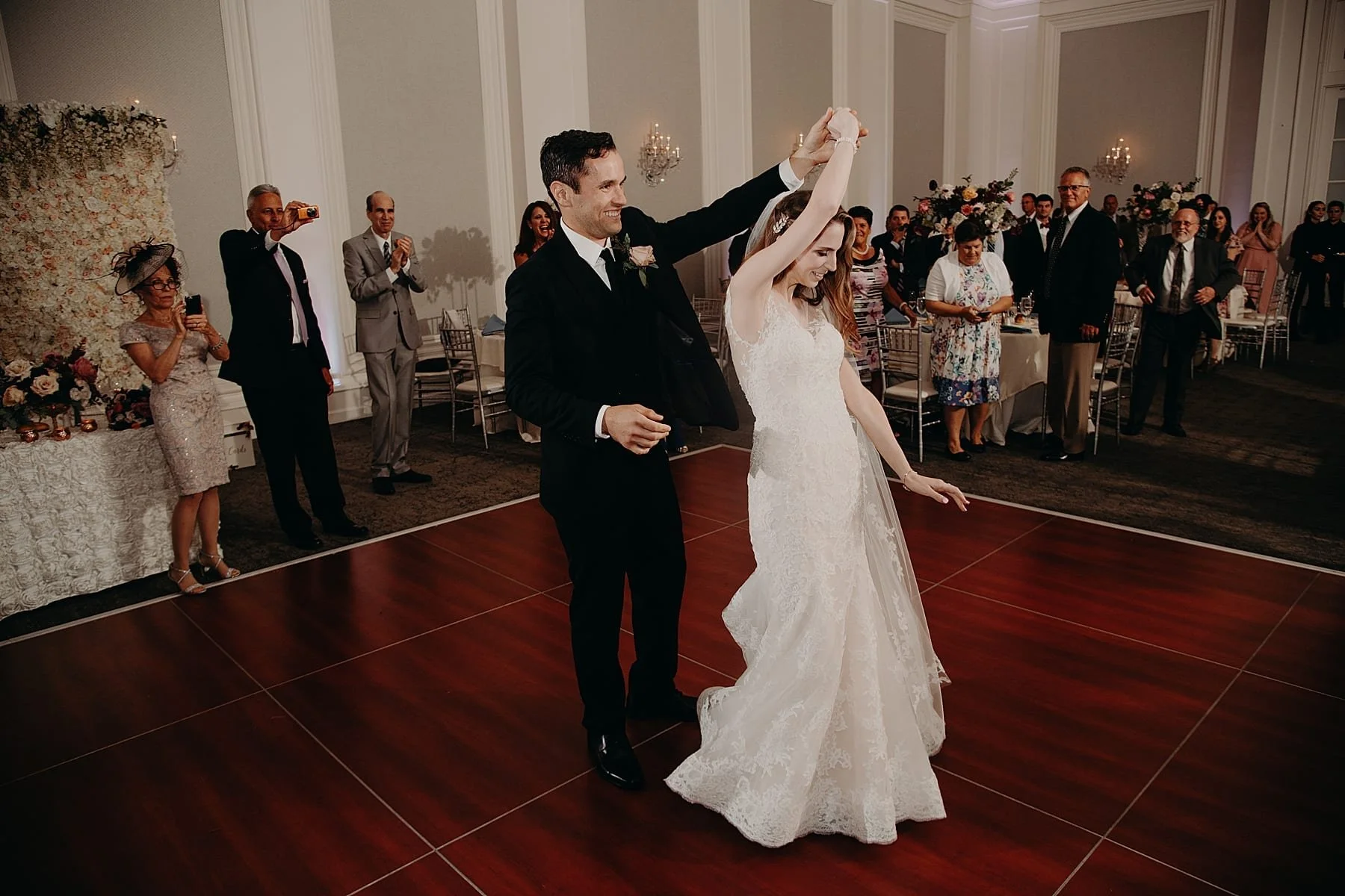 Wedding.EllisPreserve.FinleyCatering.TylerBoye.073.jpg