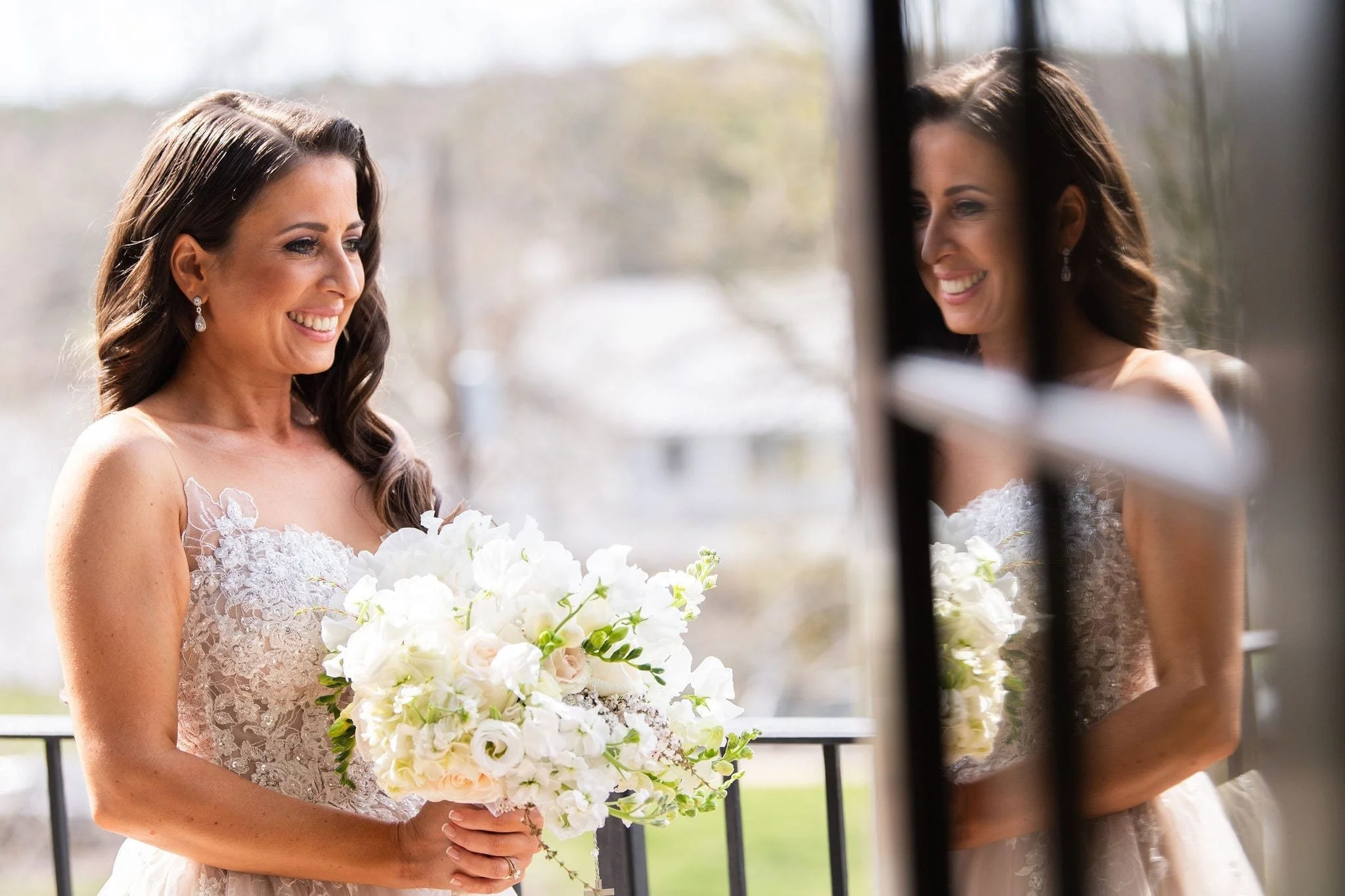 LakeHouseInn-Wedding-NicoleChristos-TylerBoye-022.jpg
