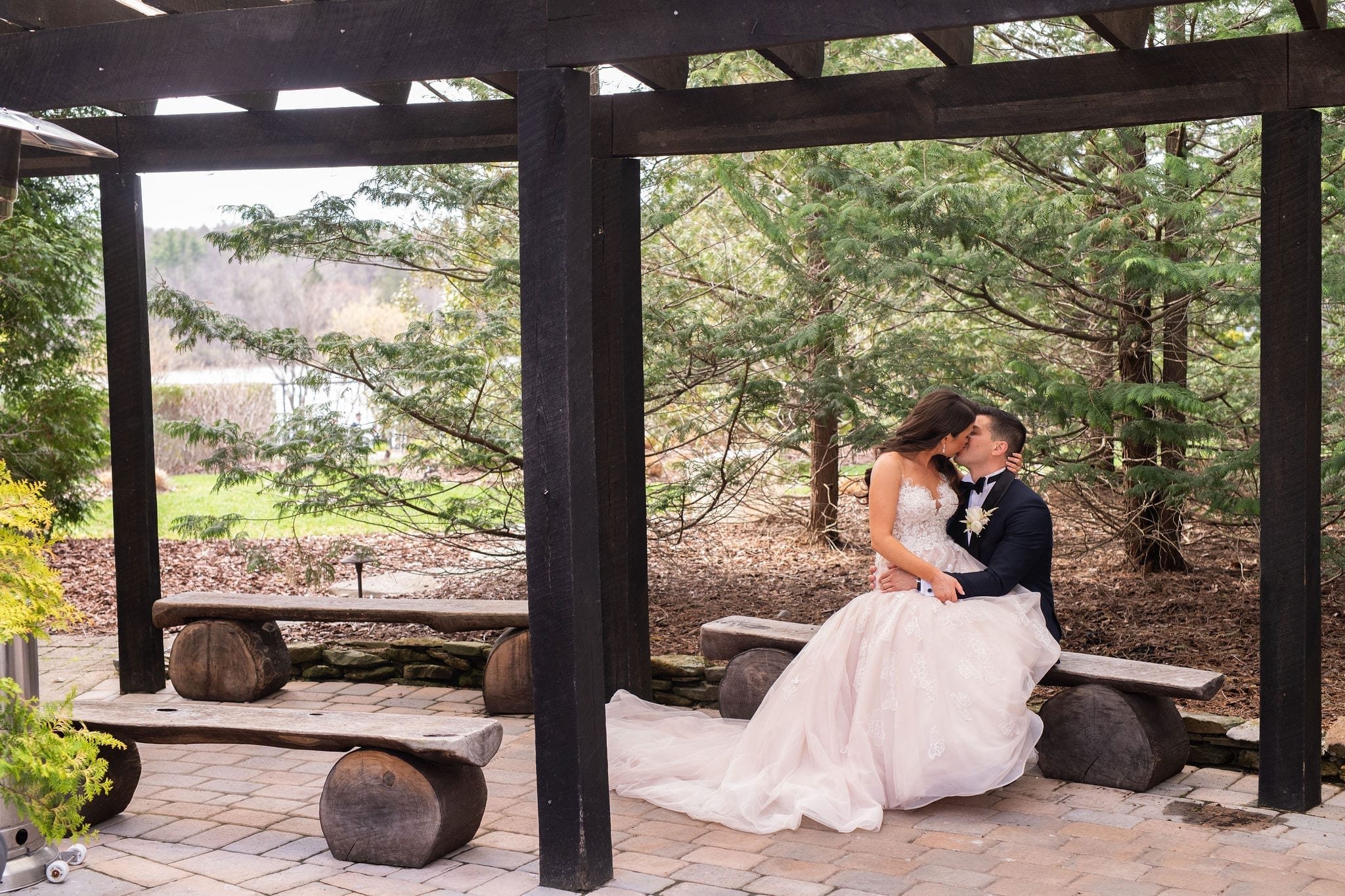LakeHouseInn-Wedding-NicoleChristos-TylerBoye-042.jpg