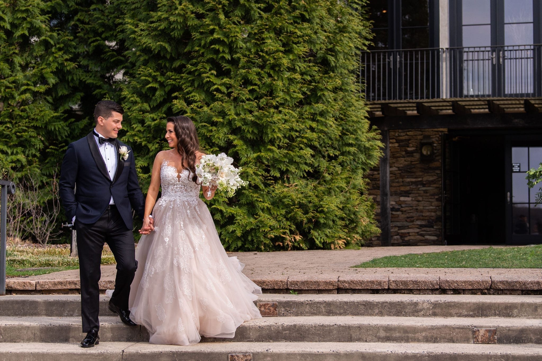 LakeHouseInn-Wedding-NicoleChristos-TylerBoye-046.jpg