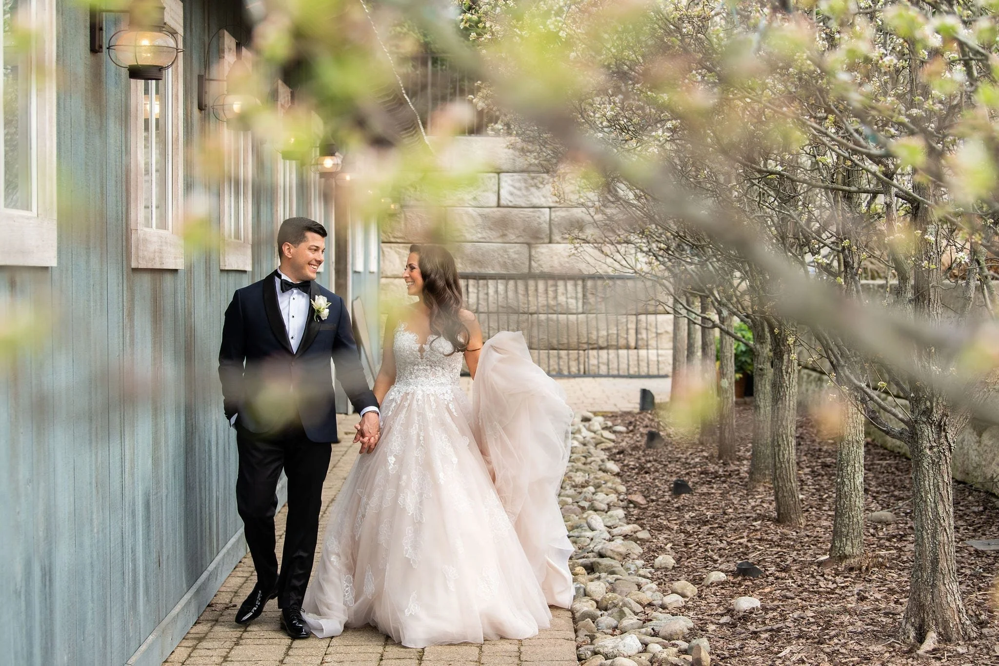LakeHouseInn-Wedding-NicoleChristos-TylerBoye-050.jpg
