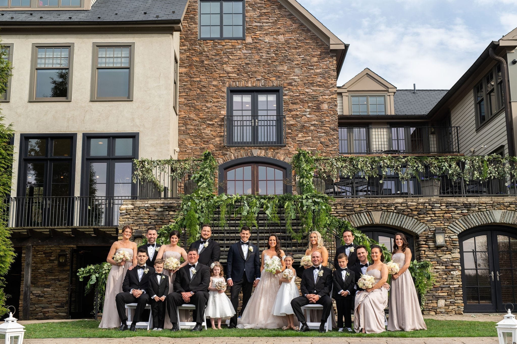 LakeHouseInn-Wedding-NicoleChristos-TylerBoye-053.jpg
