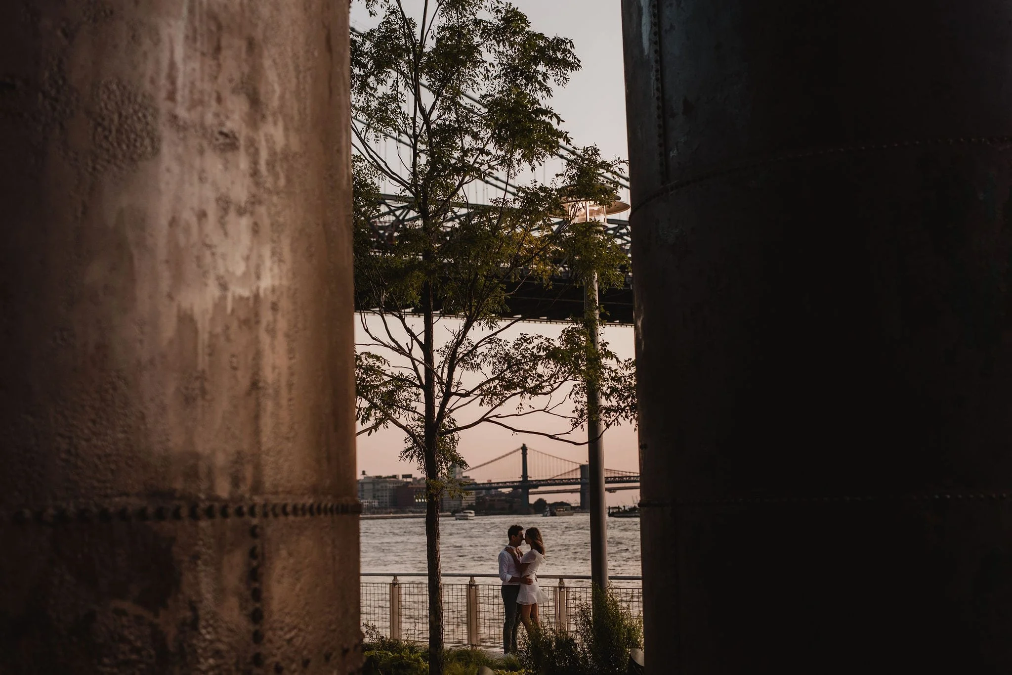 AlexJeff.NYC_.Engagement.blog_.TBP056.jpg
