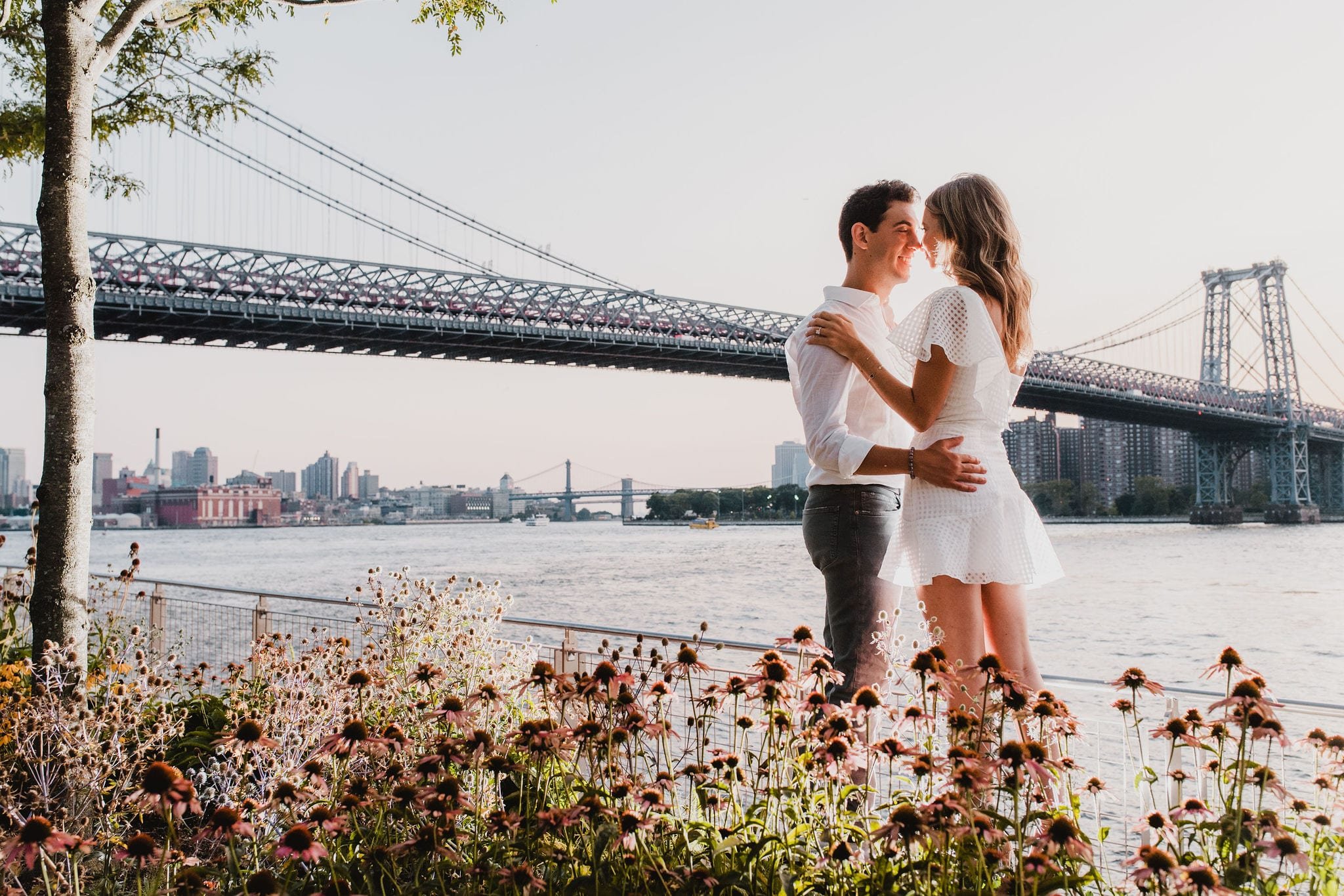 AlexJeff.NYC_.Engagement.blog_.TBP058.jpg