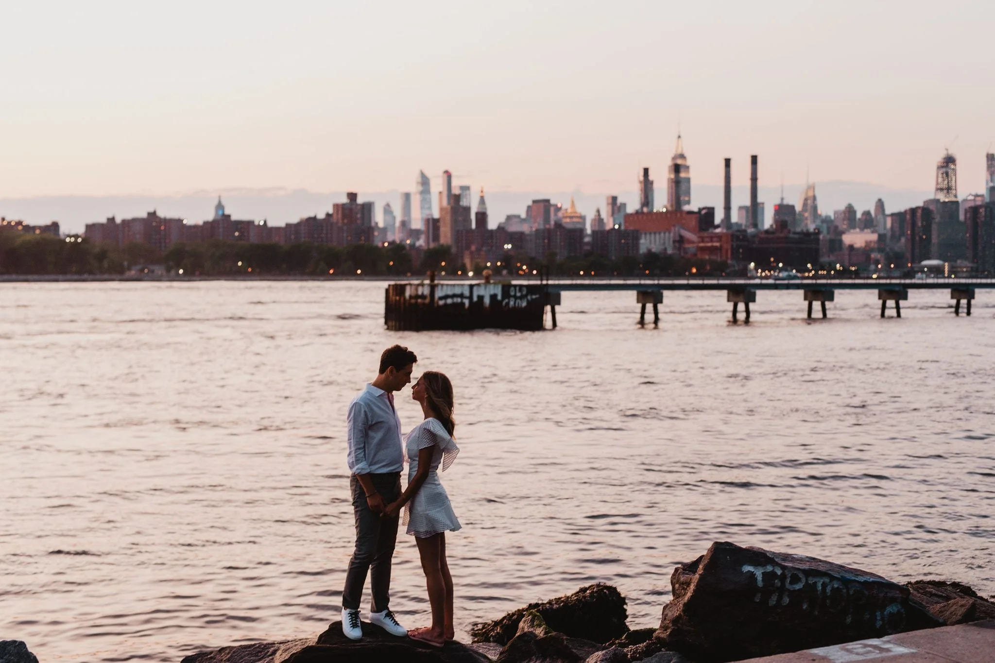 AlexJeff.NYC_.Engagement.blog_.TBP060.jpg