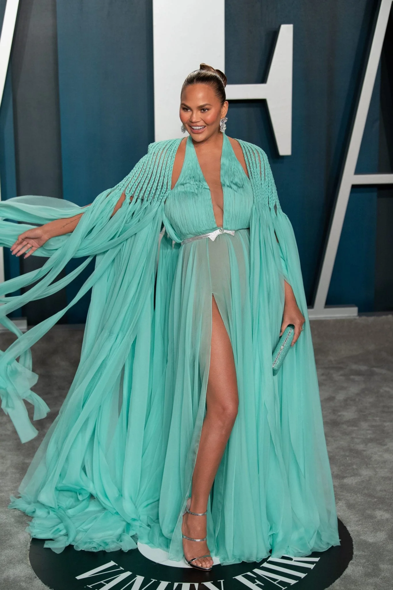 VanityFair.Oscars.Party_.2020-033-scaled.jpg