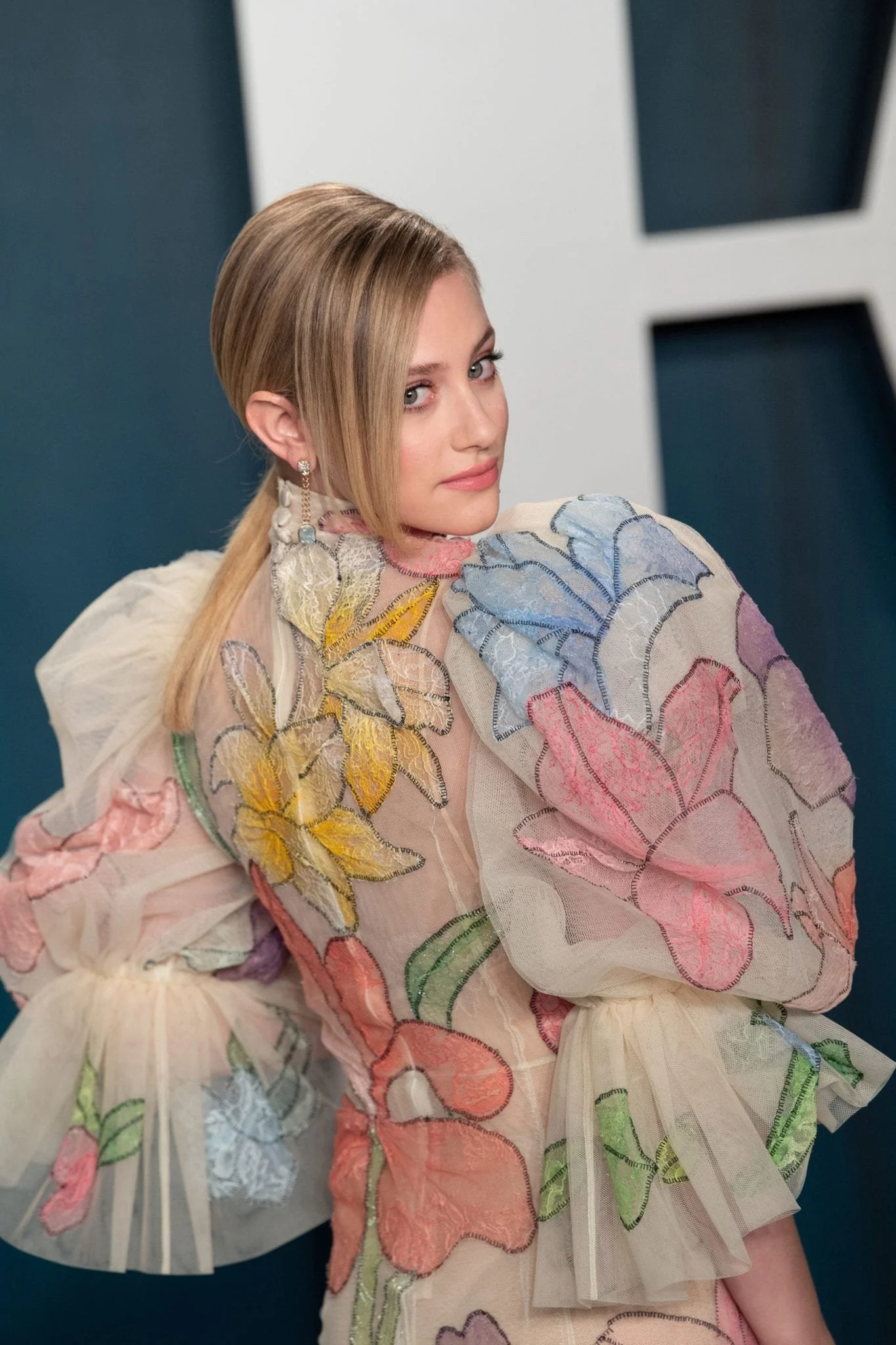 VanityFair.Oscars.Party_.2020-065-scaled.jpg