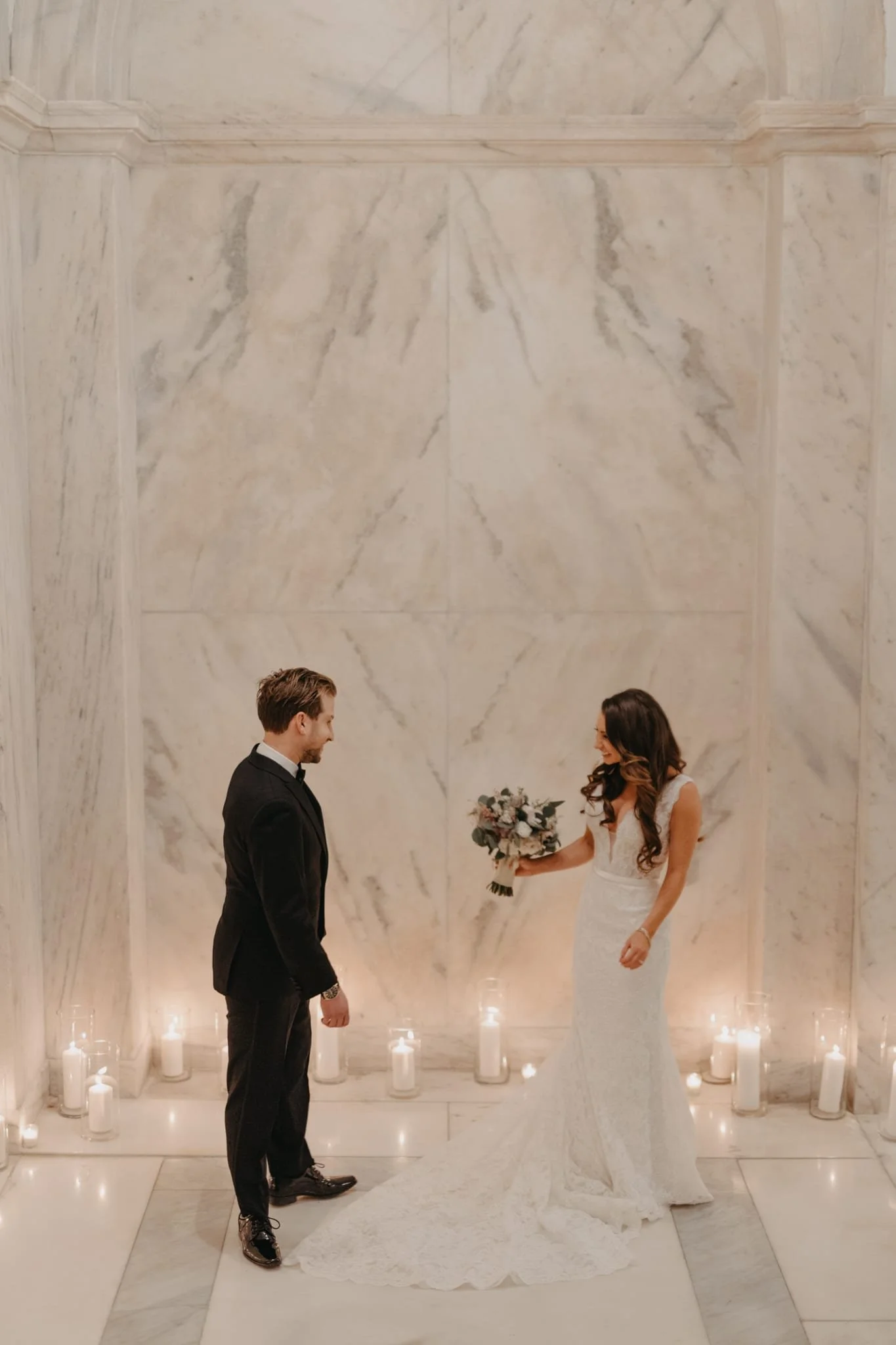RitzCarlton.wedding.chic_.winter.ballroom.annajesse.blog-0027.jpg