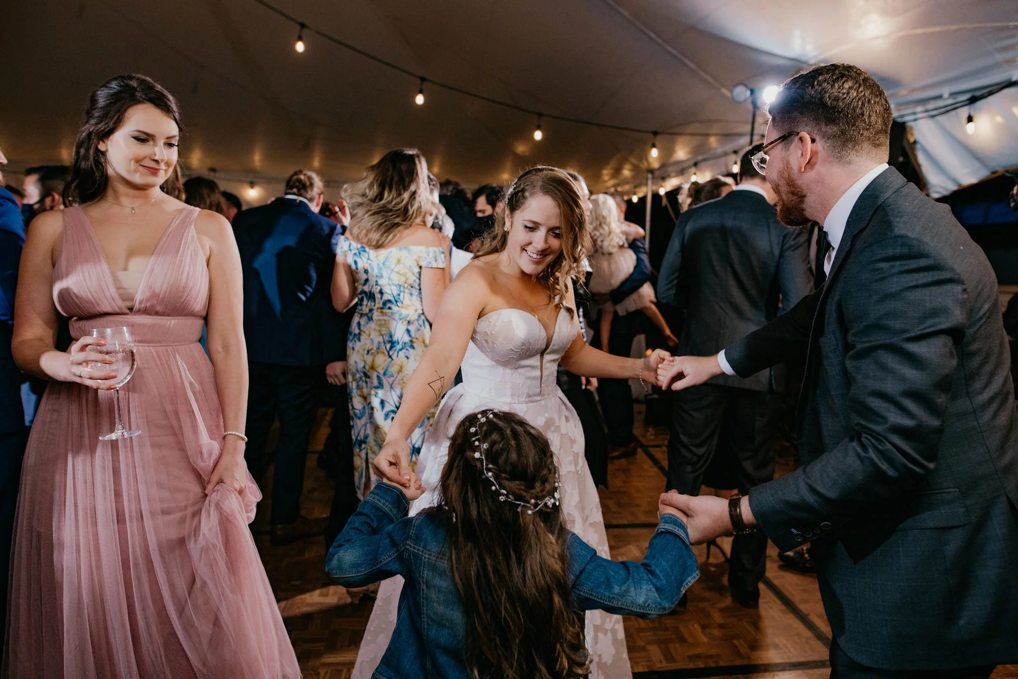 Cescaphe_Backyard_Wedding_NicolePat_BLOG_135.jpg