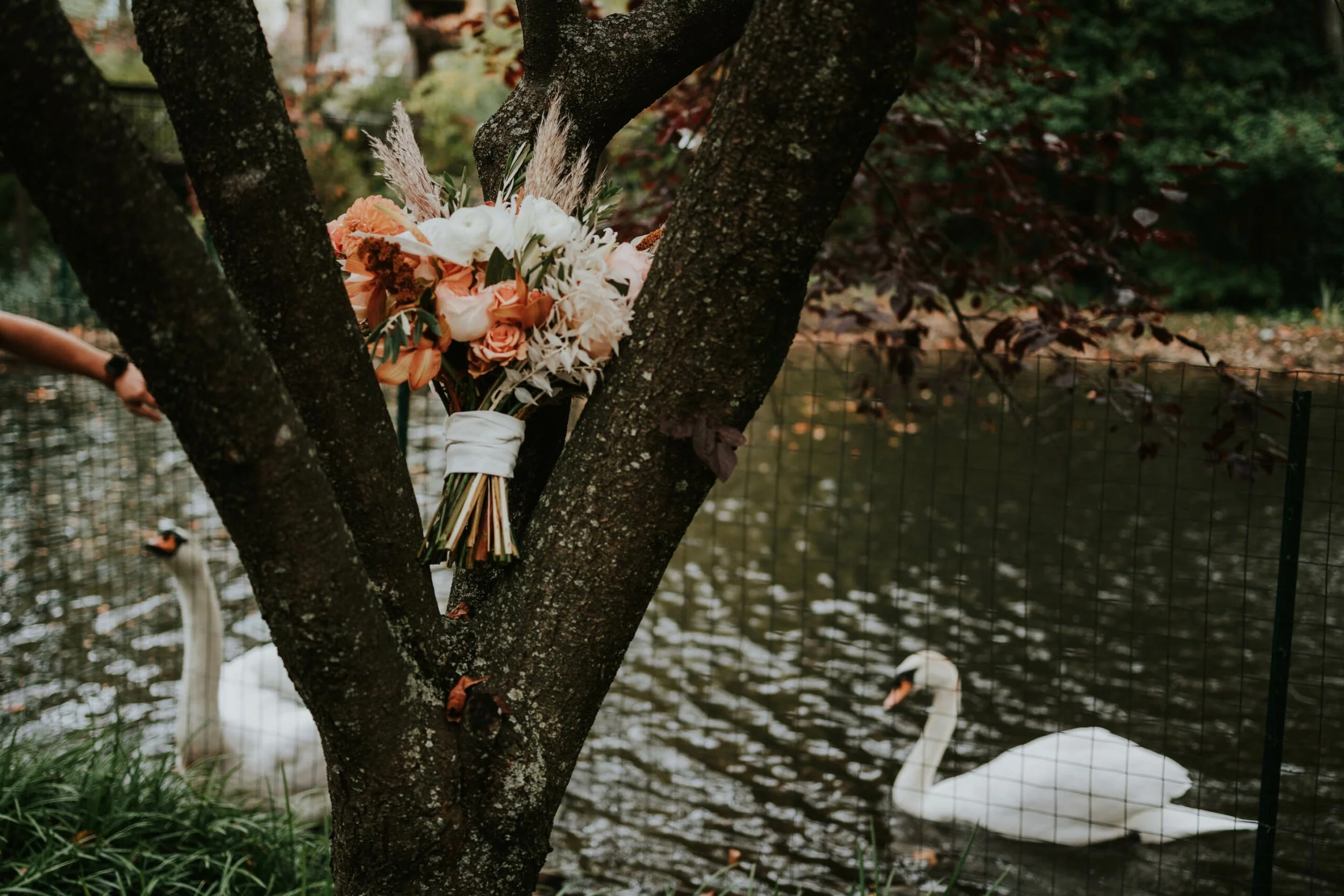 JulieMatt.Pomme_.Wedding-052-scaled.jpg
