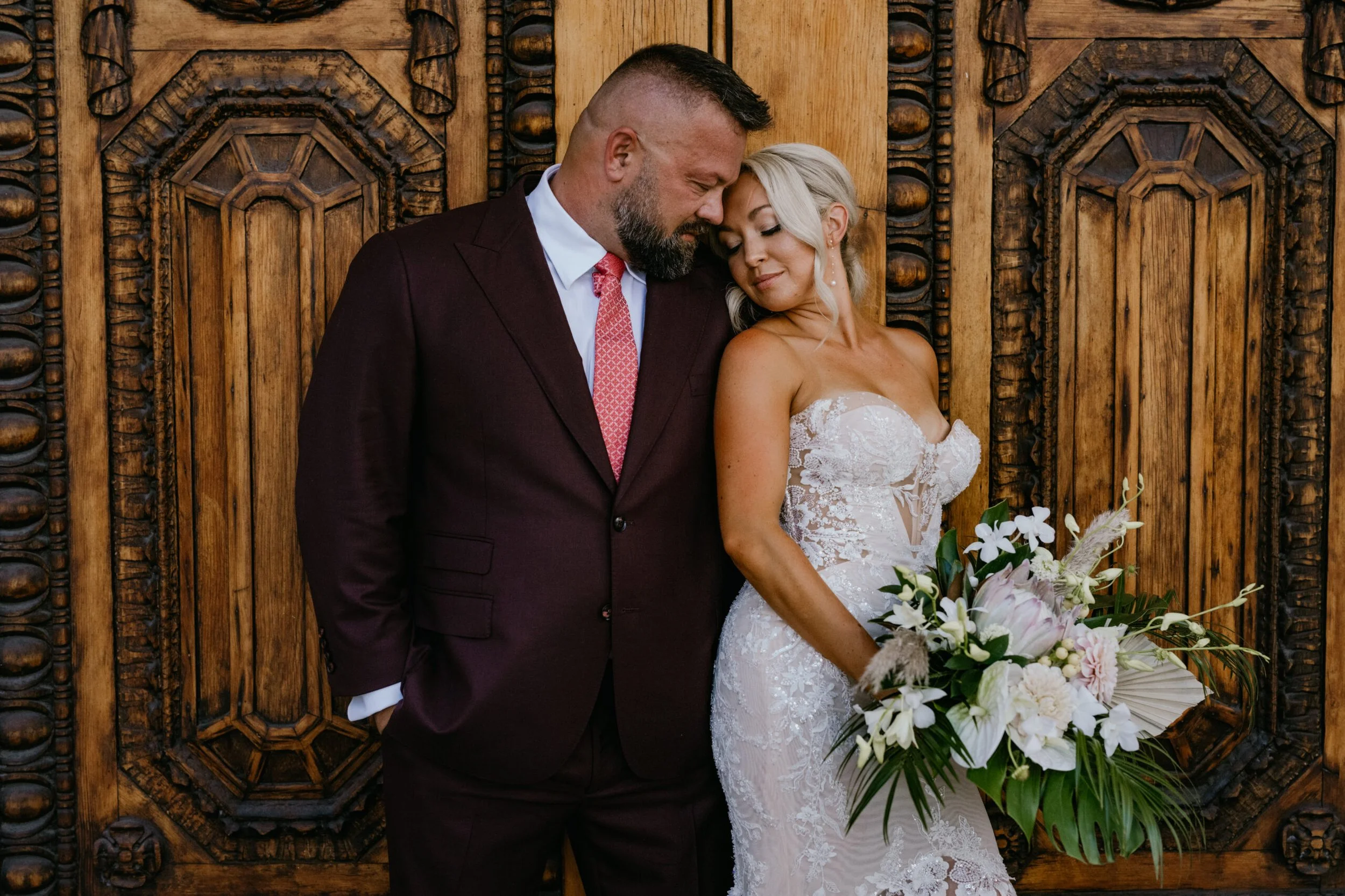 02.AllieJason.CedarRoom.Wedding-123-scaled.jpg