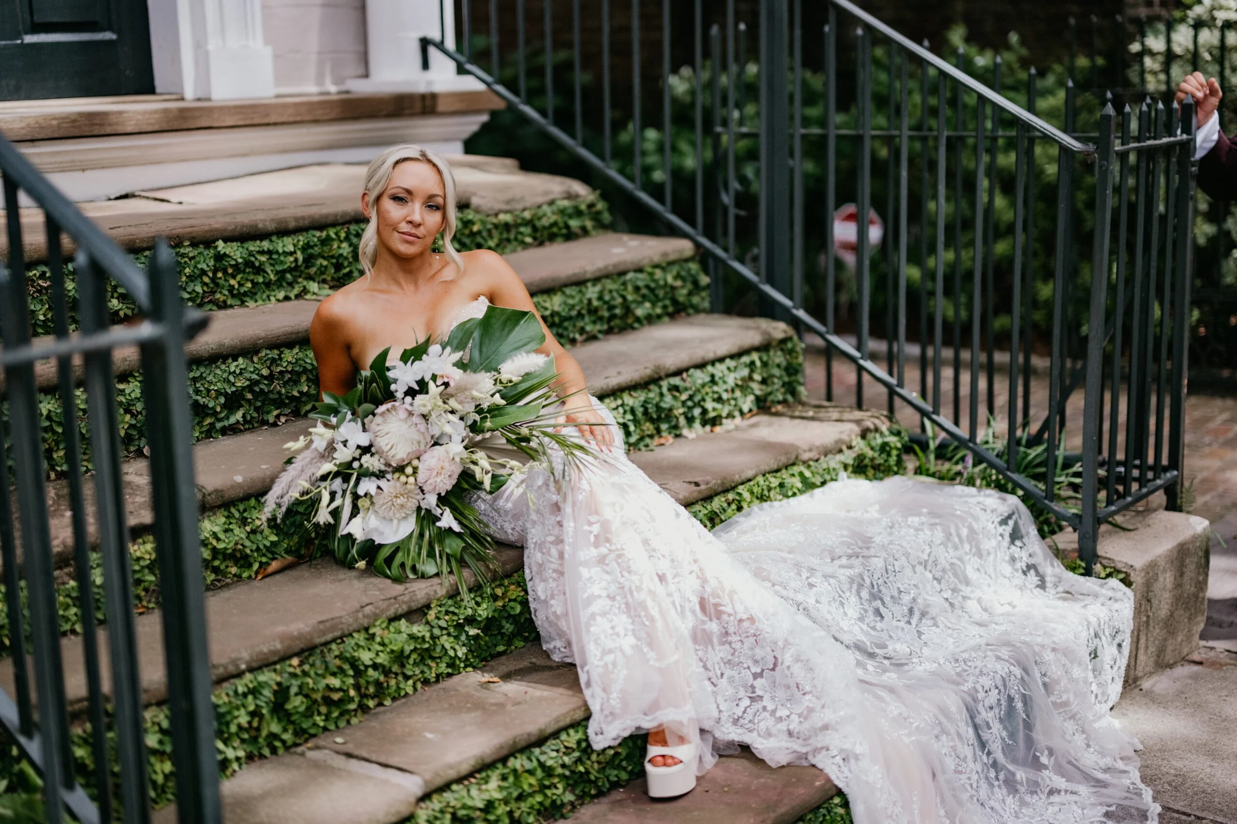 02.AllieJason.CedarRoom.Wedding-276-scaled.jpg