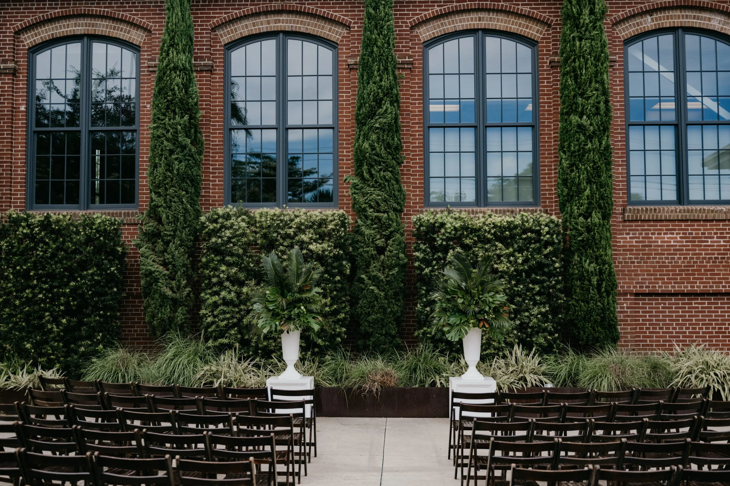 04.AllieJason.CedarRoom.Wedding-360-scaled.jpg
