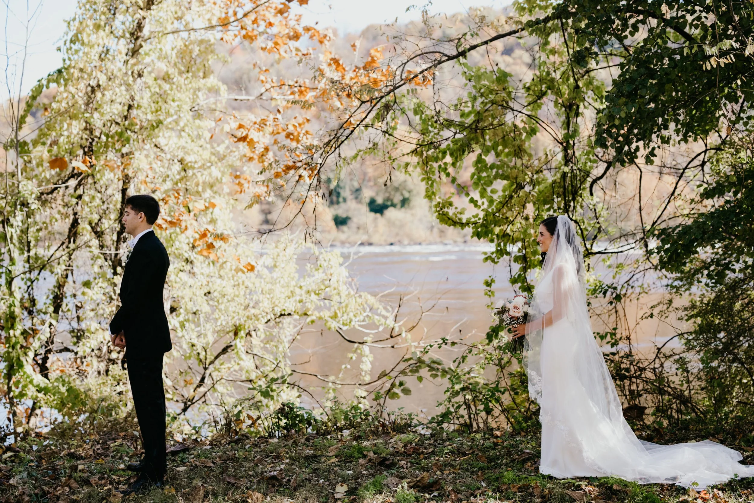 02.ColleenLiam.RiverHouseOdettes.Wedding-107-scaled.jpg