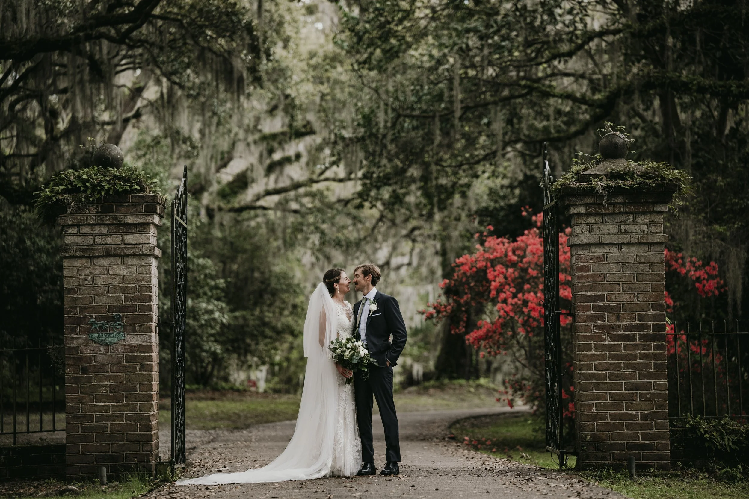 Founders-Hall-charleston-wedding-photographer-45.jpg