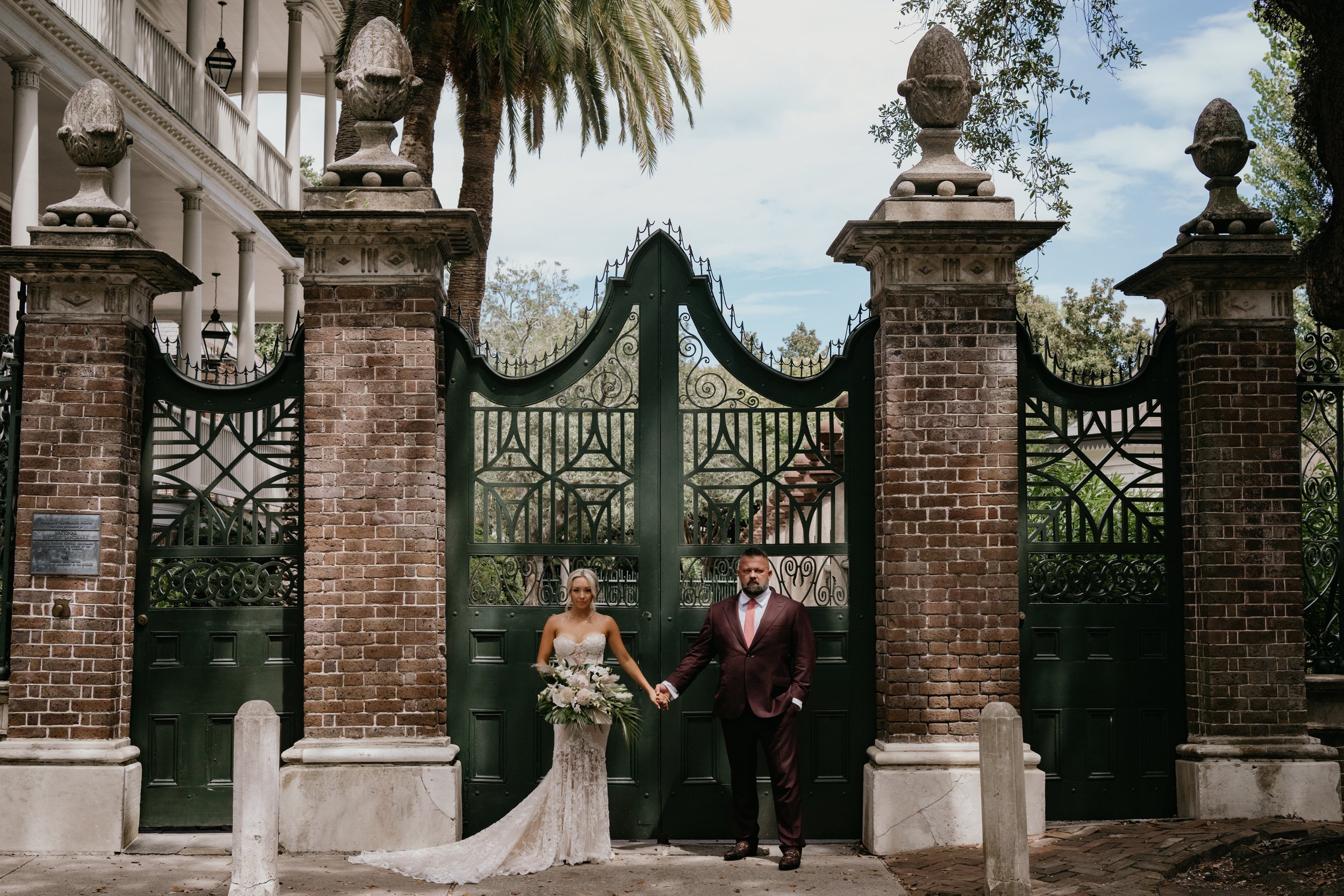 Cedar-room-charleston-wedding-photographer-couple-portraits-22.jpg