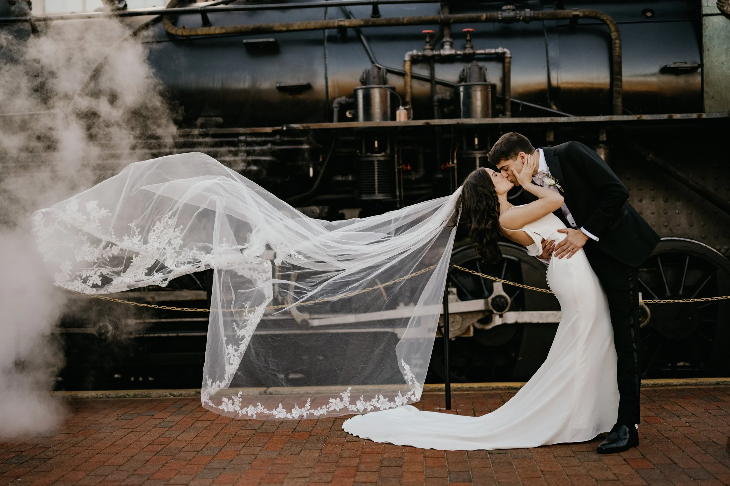 River-house-at-odettes-philadelphia-wedding-photography.jpg