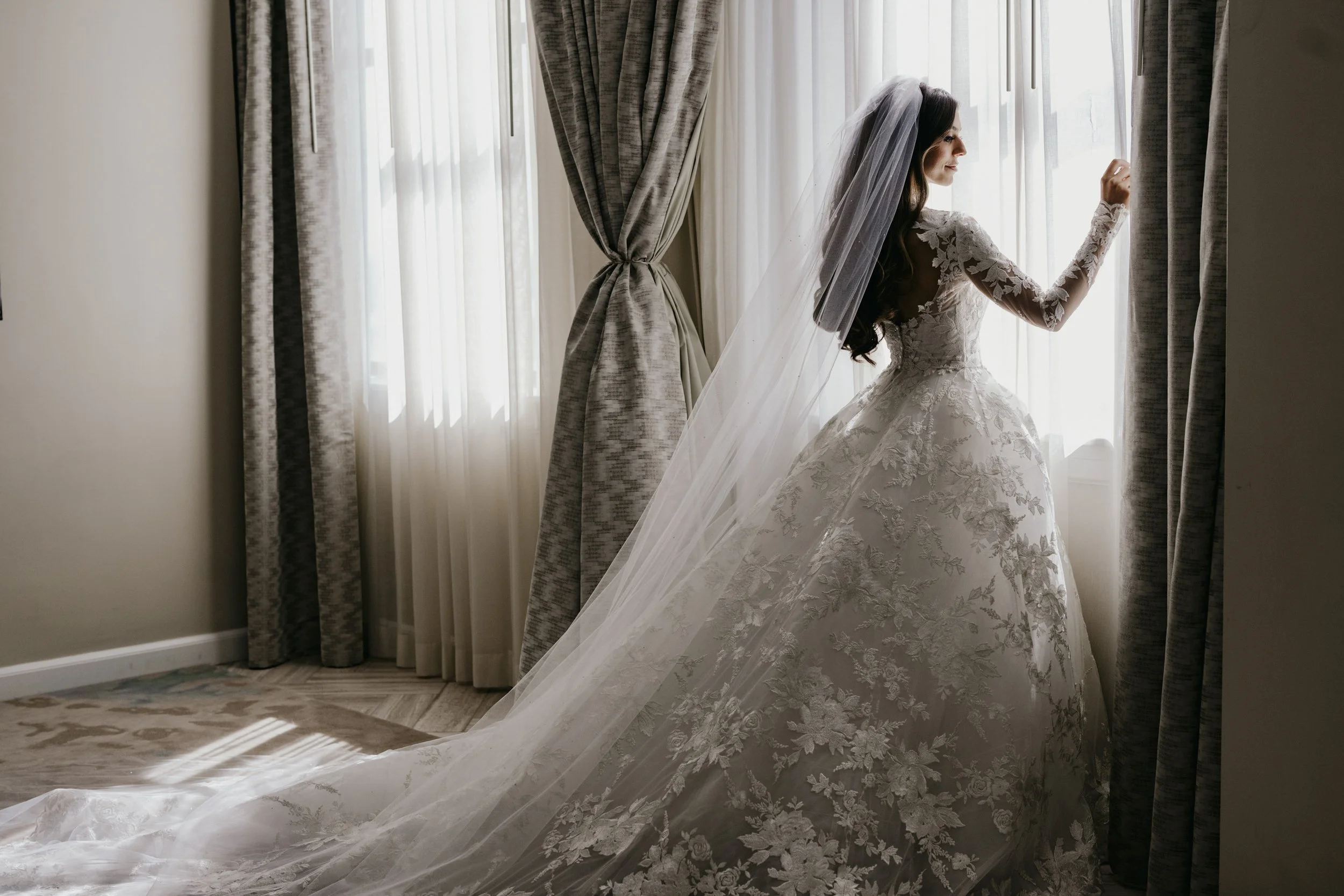 ritz-carlton-philadelphia-bridal-portrait-wedding.jpg-.jpg