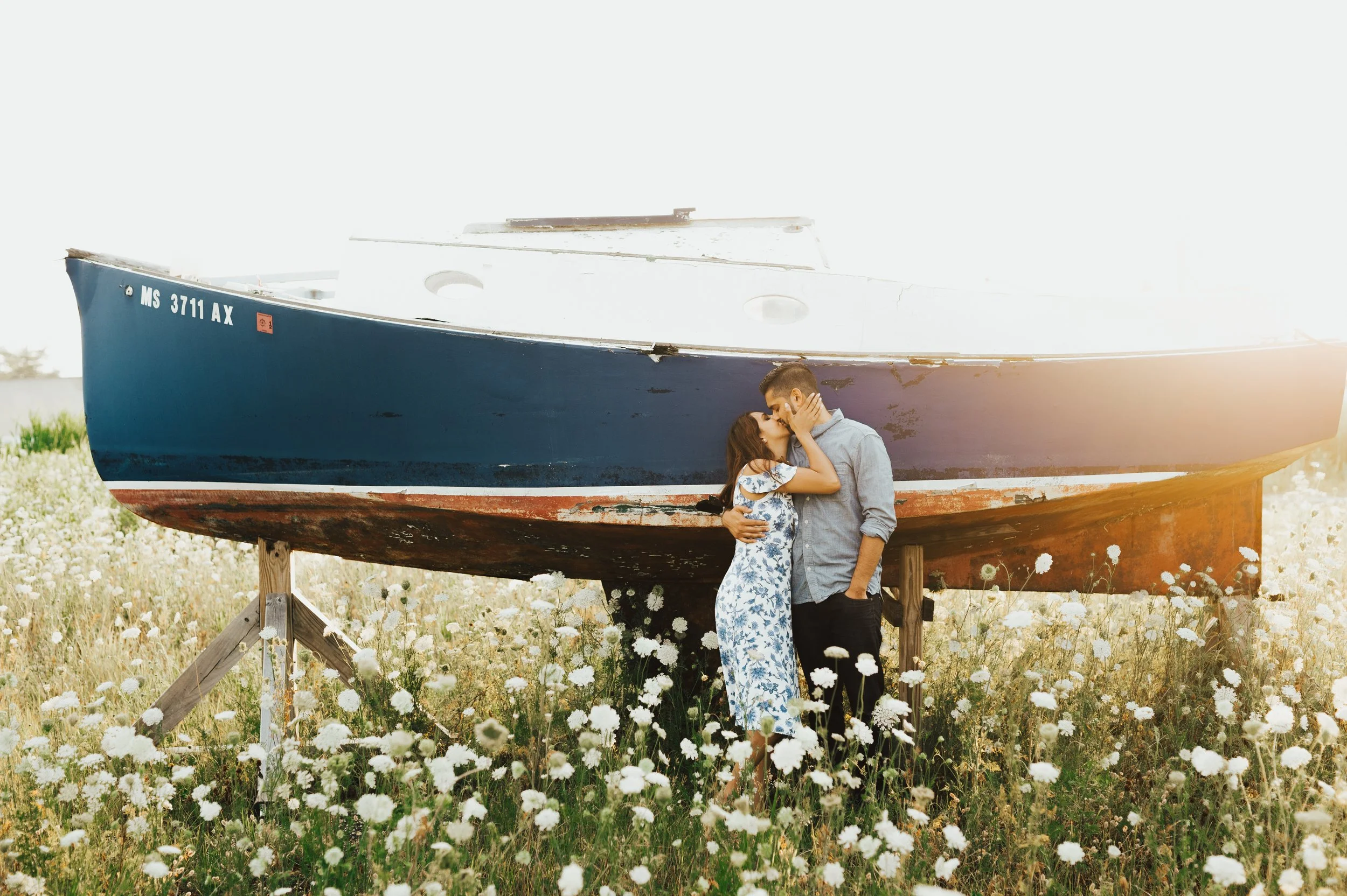 sullivan-island-Charleston-sc-engagement-photographer-couple-20.jpg