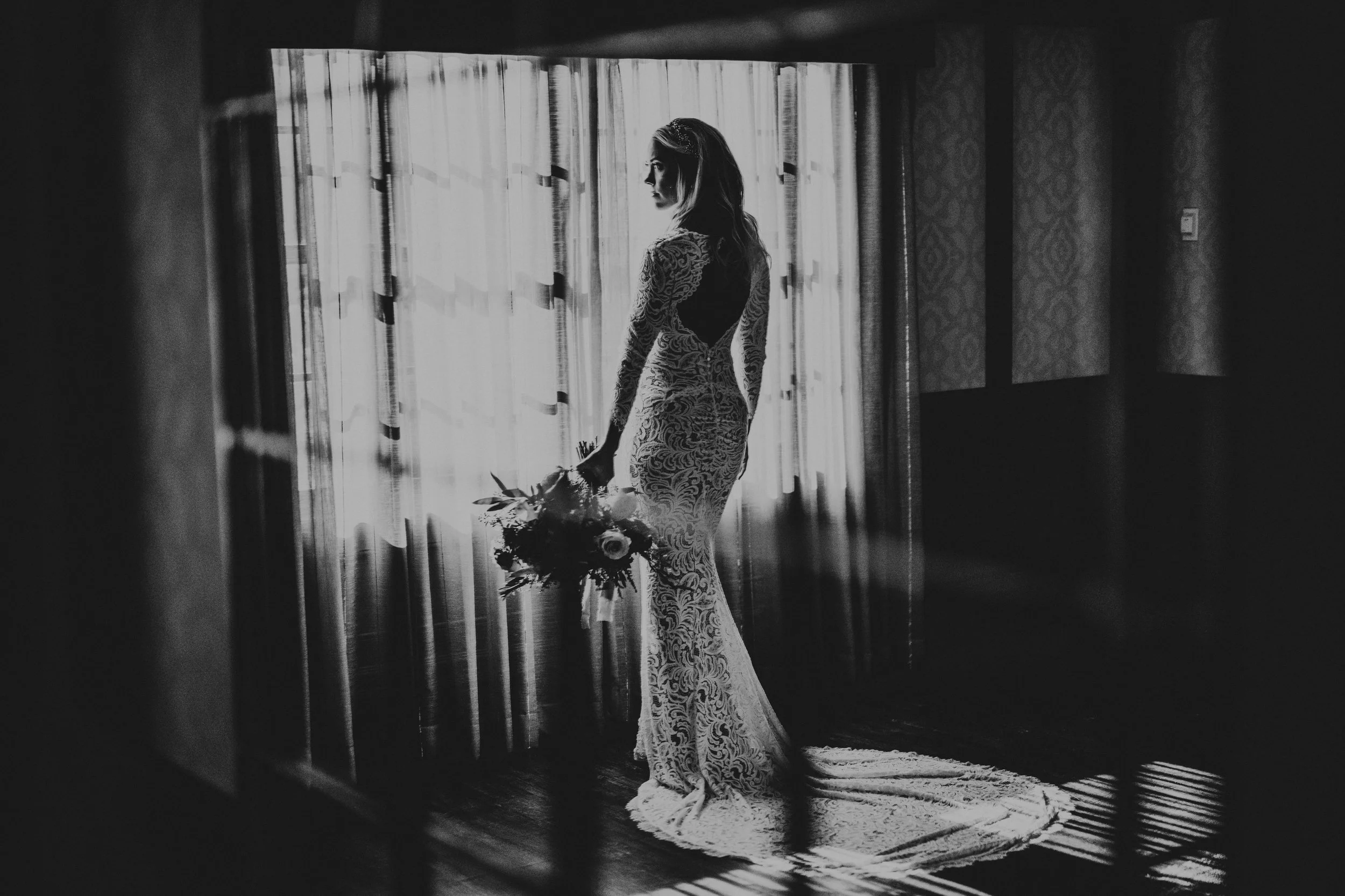 tyler-boye-photography-normandy-farm-hotel-bridal-portrait-blue-bell-pa.jpg