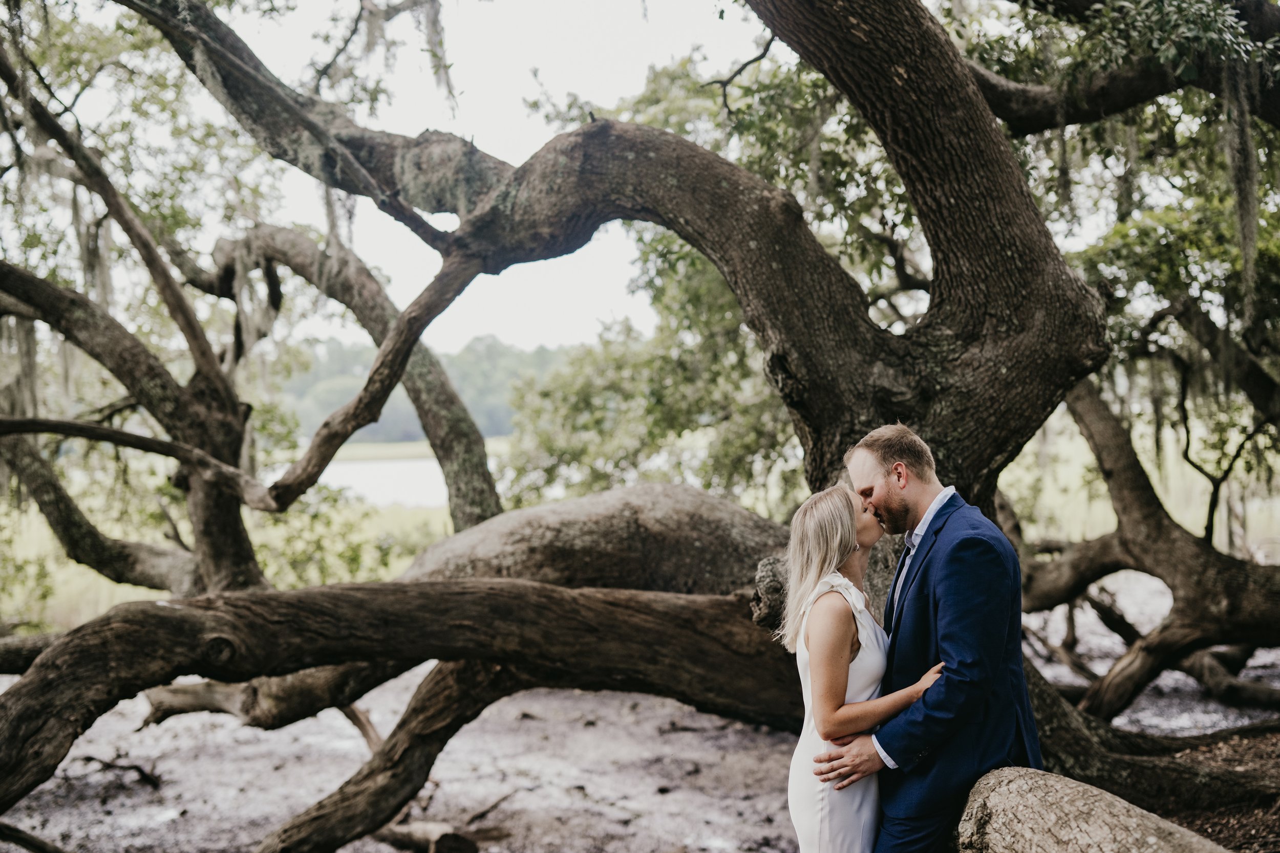 Boone-Hall-Charleston-SC-wedding-photographer-1.jpg