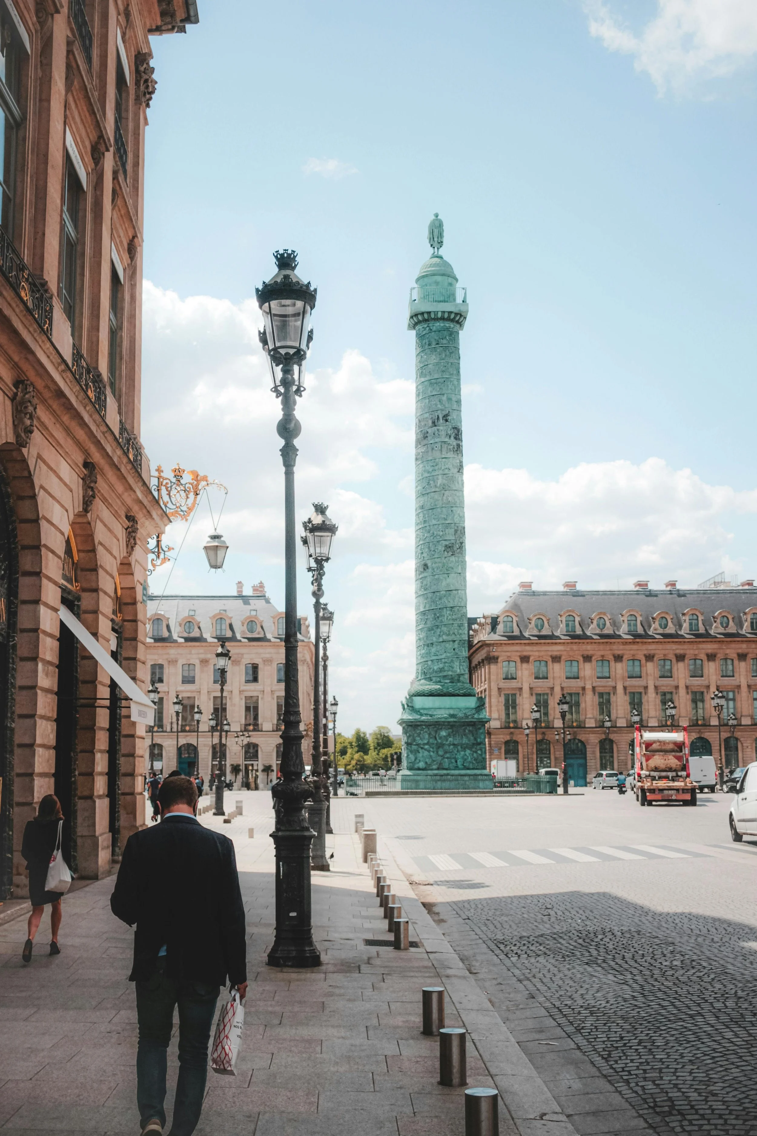 What to do in Paris Place Vendome Drive Ferrari Roma Spider & Portofino in Paris