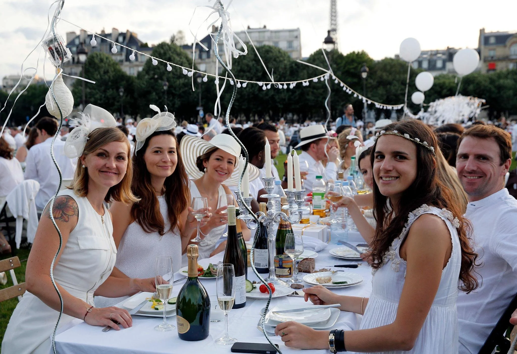 White pinic at a chateau table.jpeg