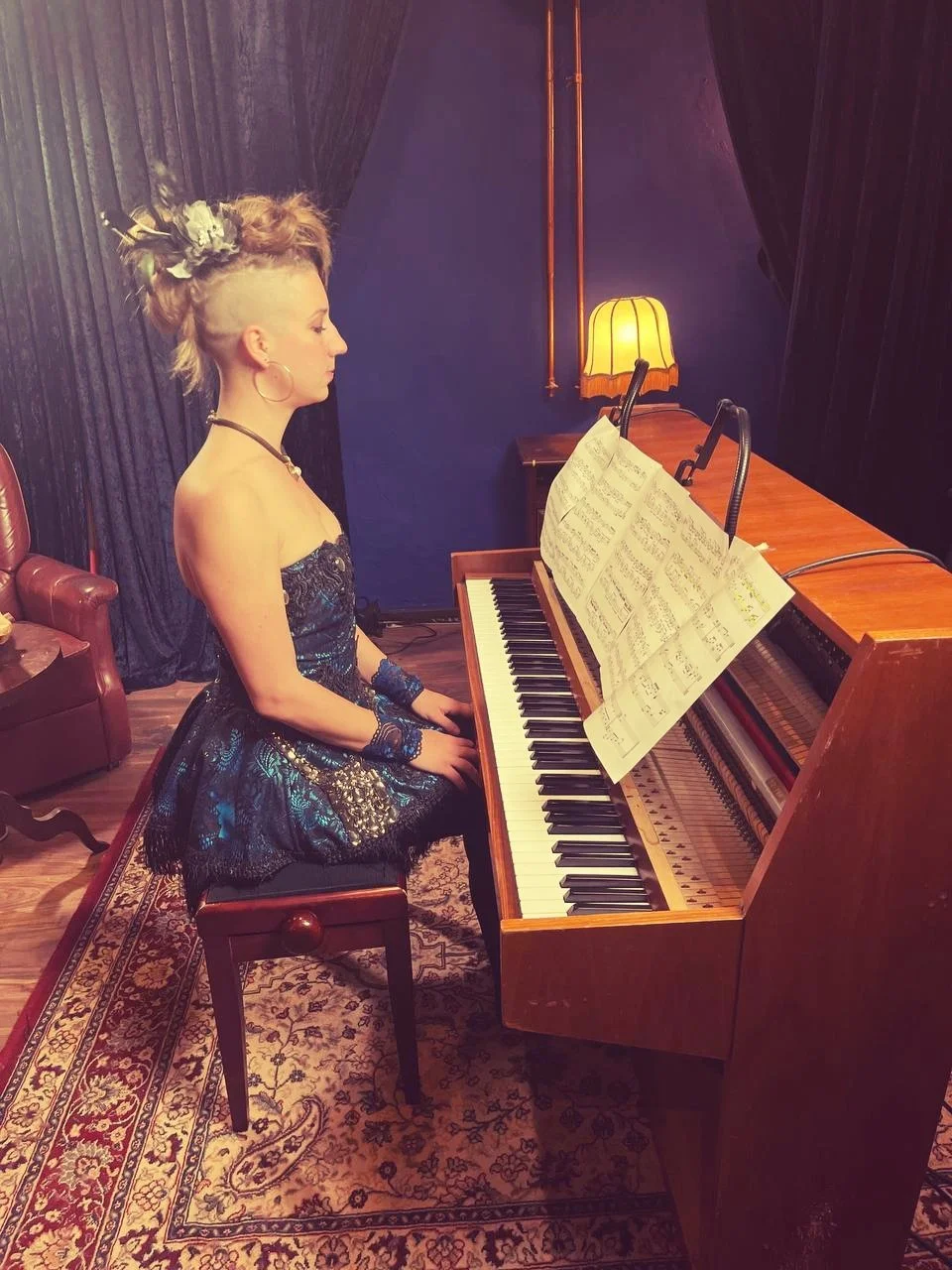 piano-lamp.jpg