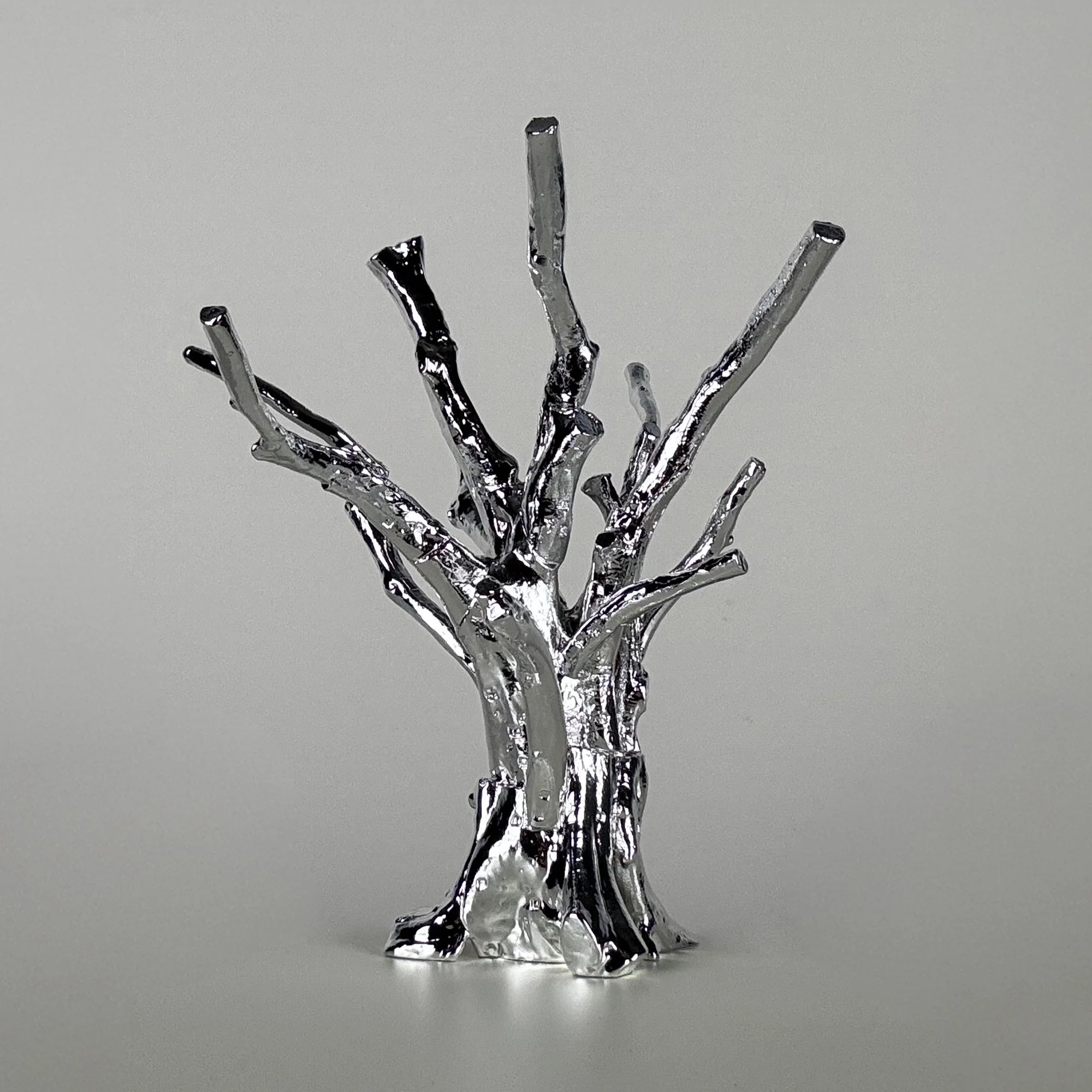 Ai Weiwei Cedar I, 2023, cast aluminium sculpture, side view