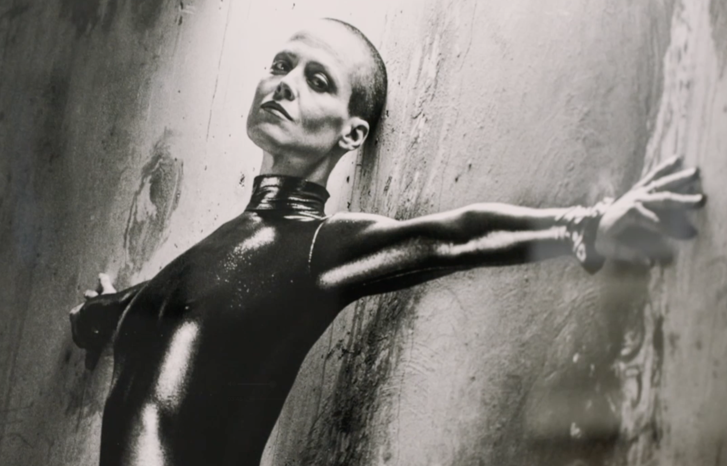 Sigourney Weaver - Actionhelding und Stilikone