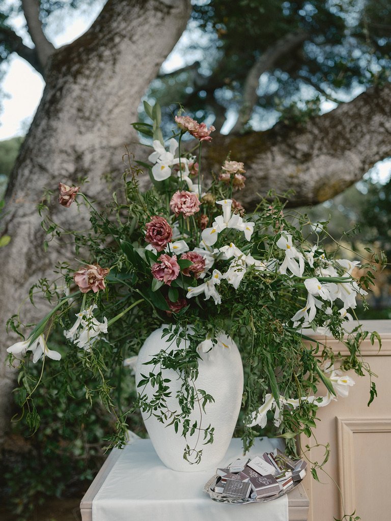 floral-detail-cocktail-hour-stonepine-estate-jasper-lane-events.jpeg
